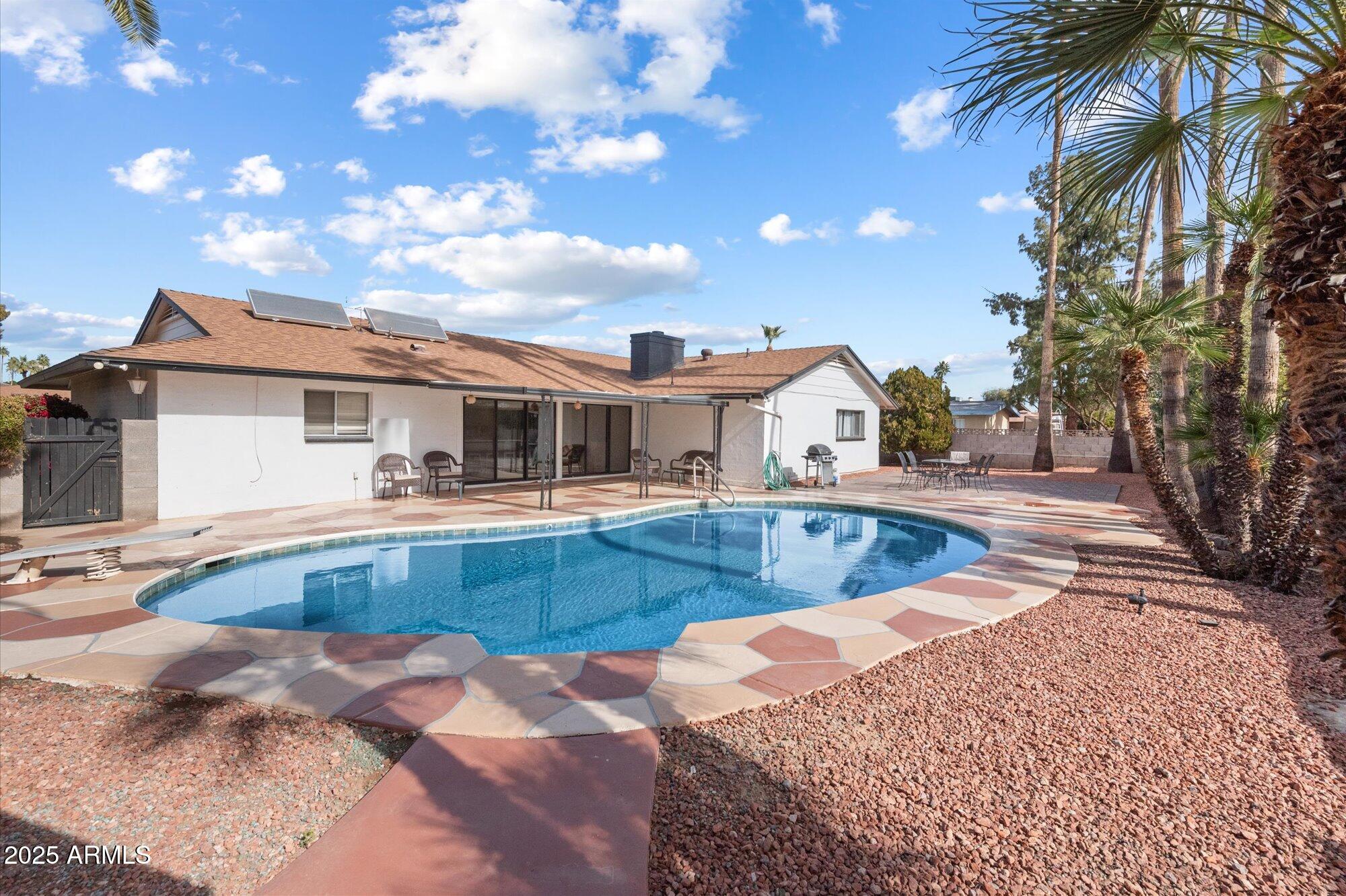 4421 W Laurie Lane