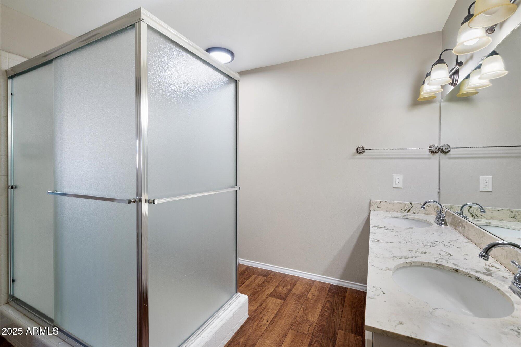 4421 W Laurie Lane