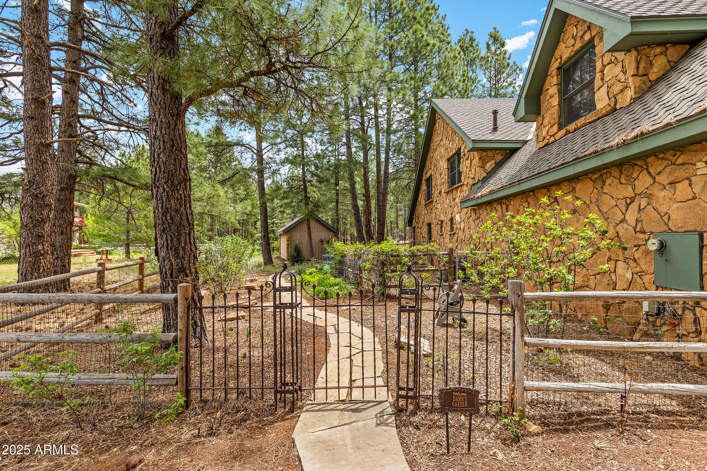 2300 W KILTIE Lane