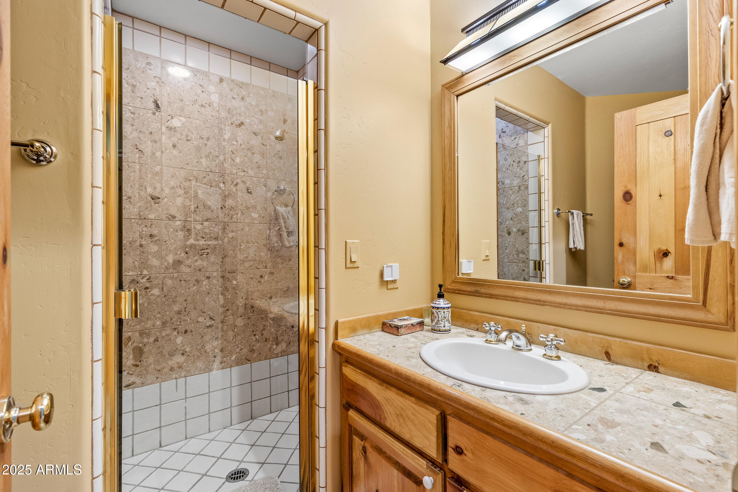 2300 W KILTIE Lane