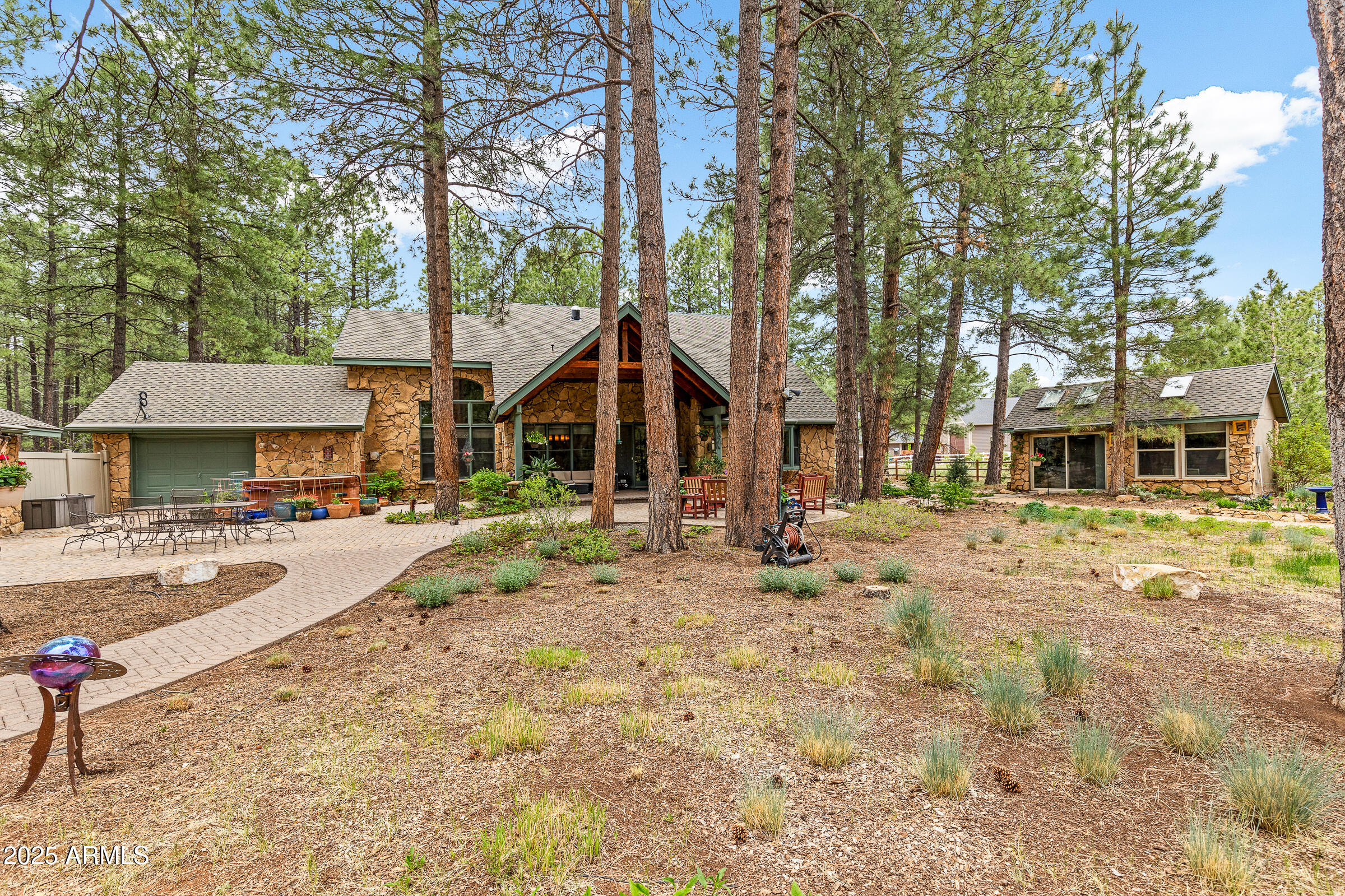 2300 W KILTIE Lane