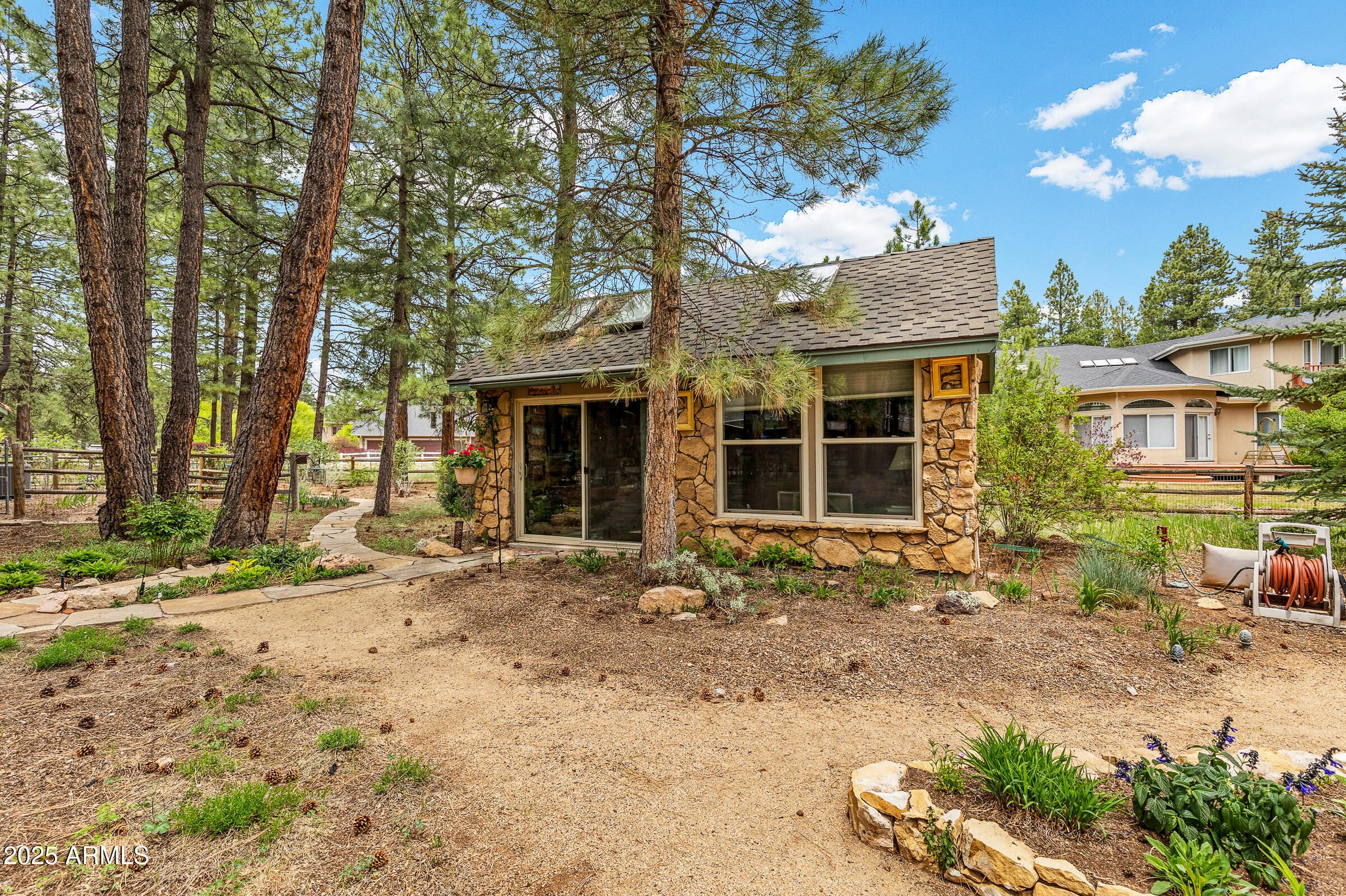 2300 W KILTIE Lane
