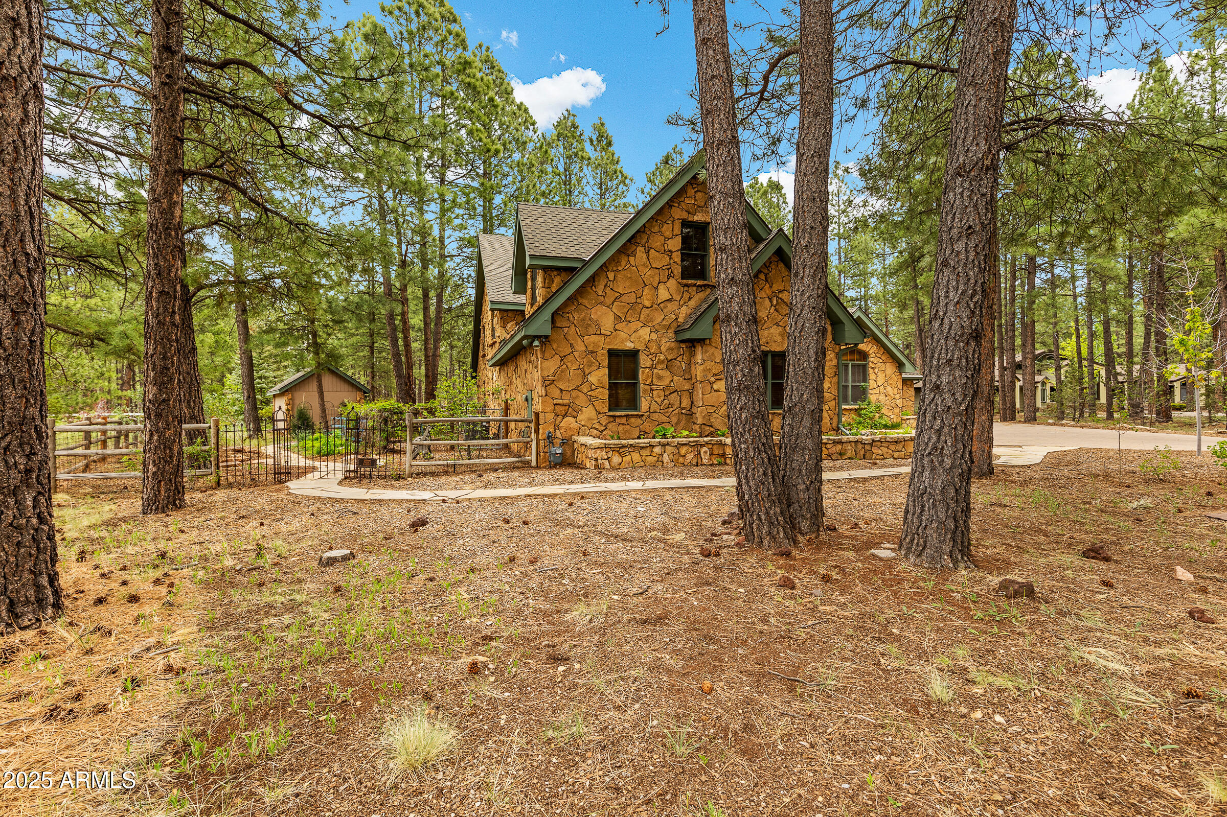 2300 W KILTIE Lane