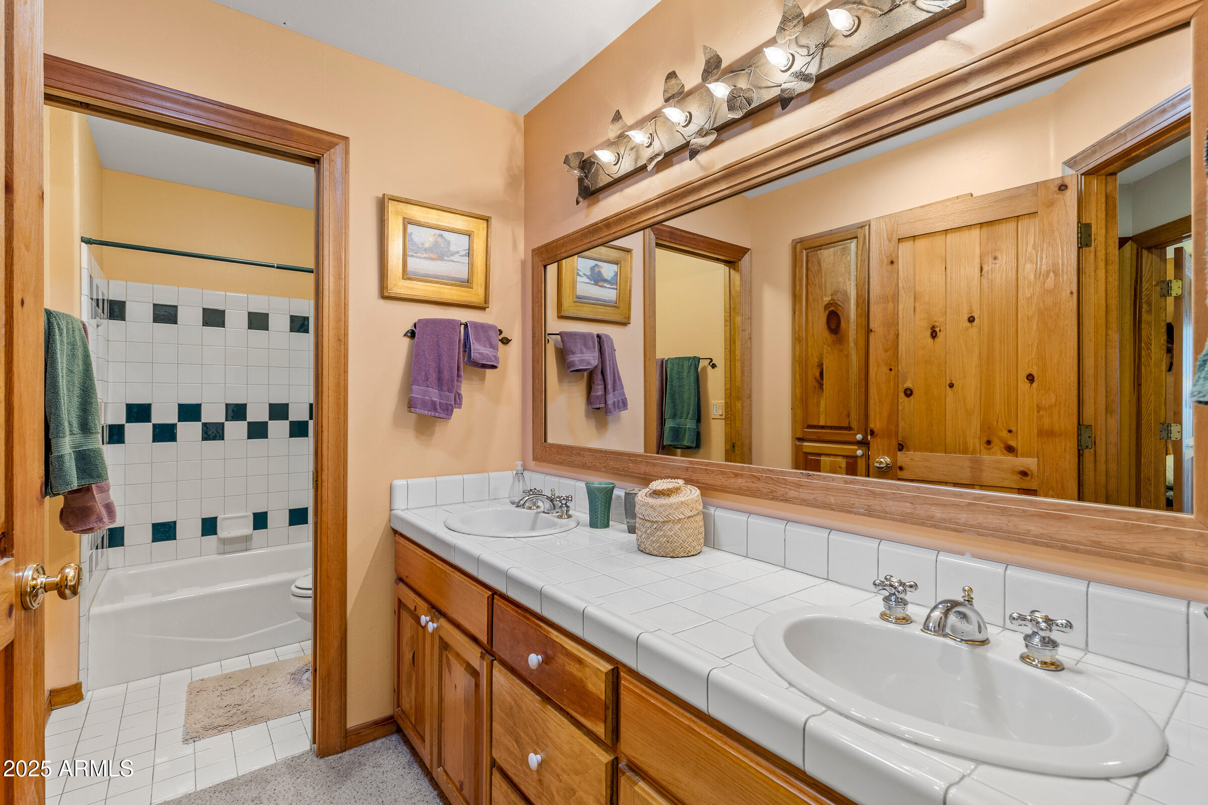 2300 W KILTIE Lane