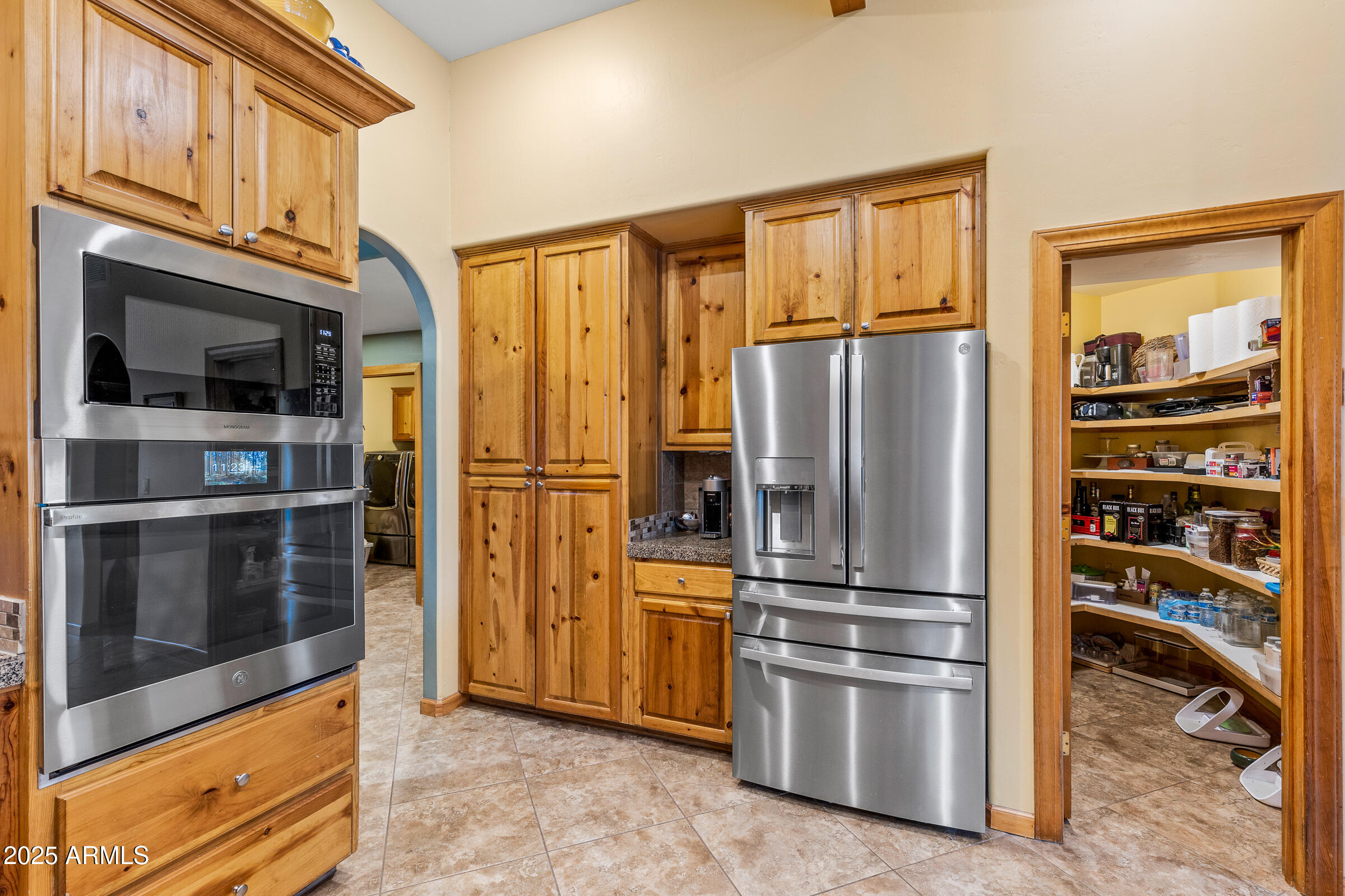 2300 W KILTIE Lane