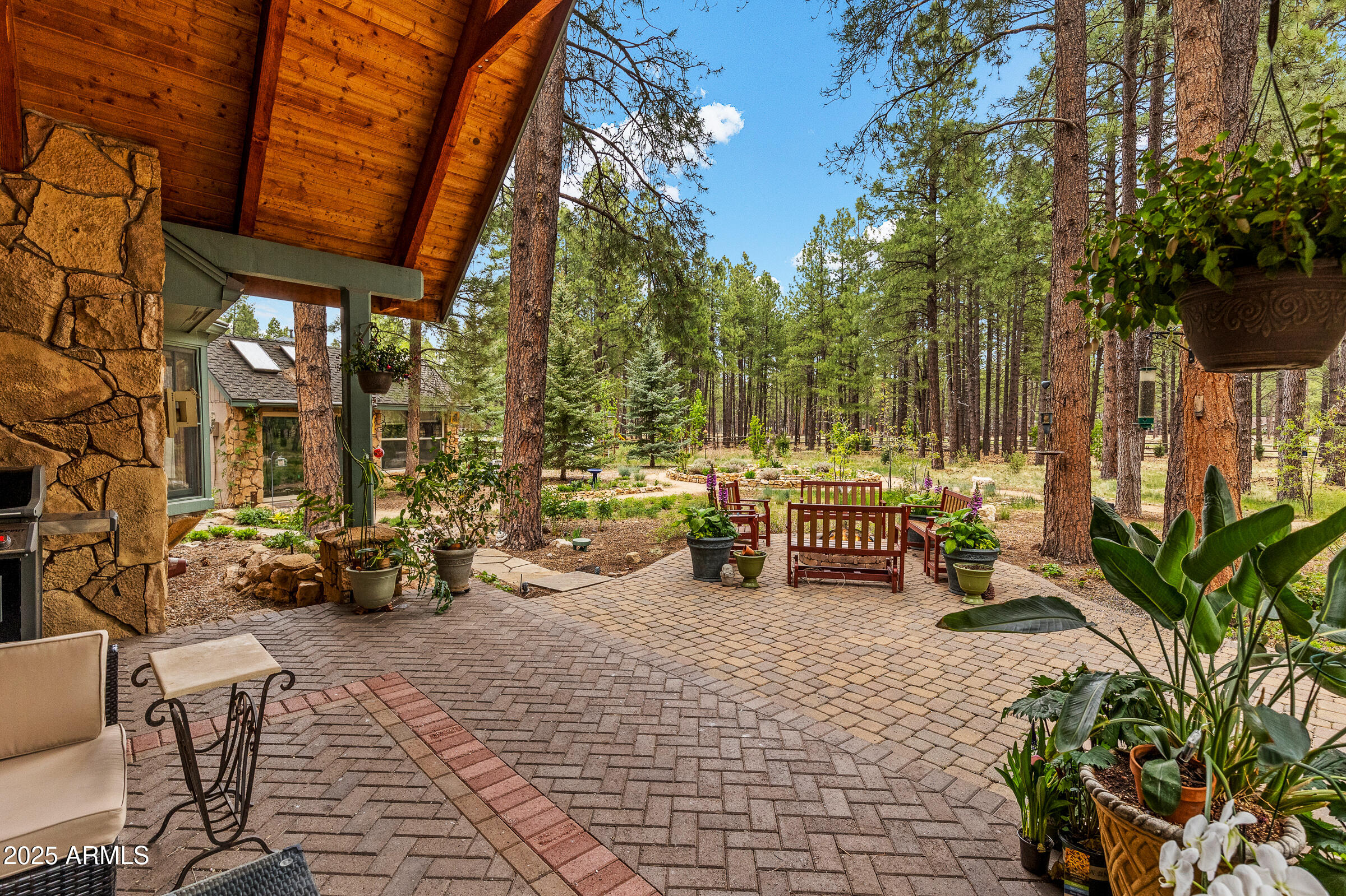 2300 W KILTIE Lane