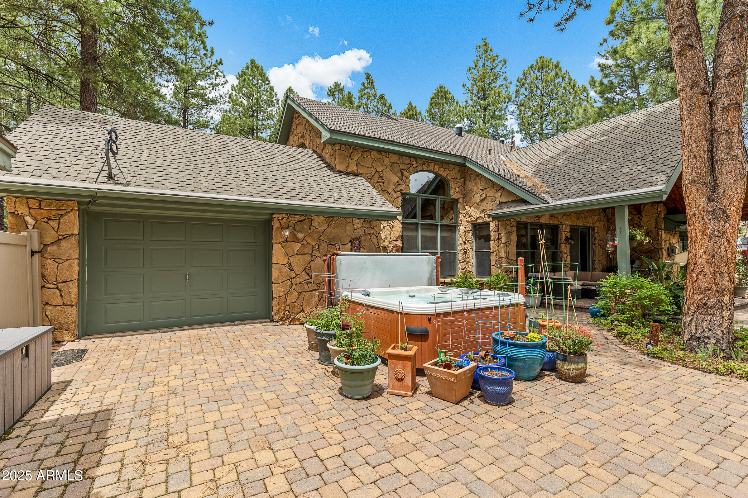 2300 W KILTIE Lane