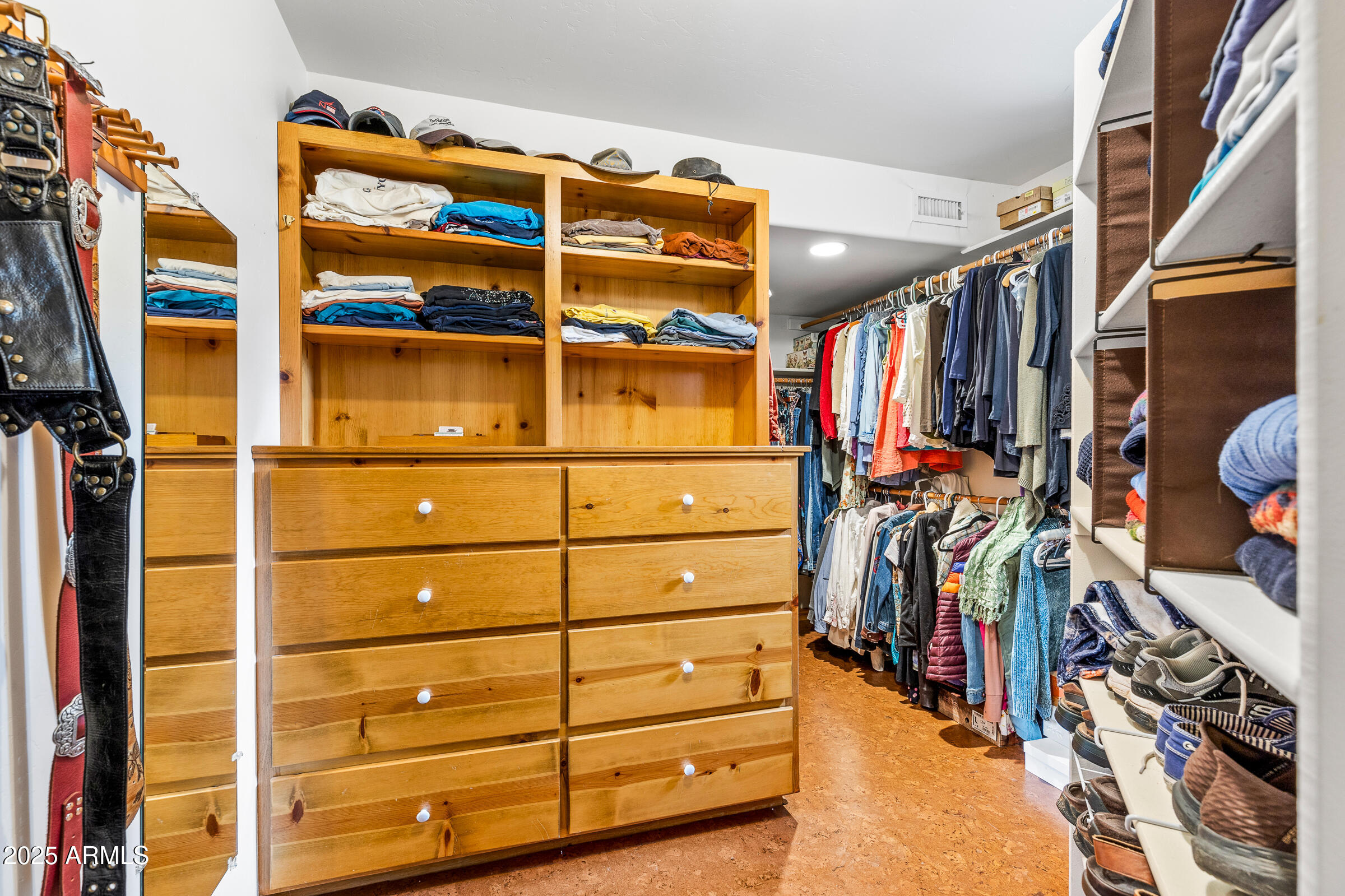 2300 W KILTIE Lane