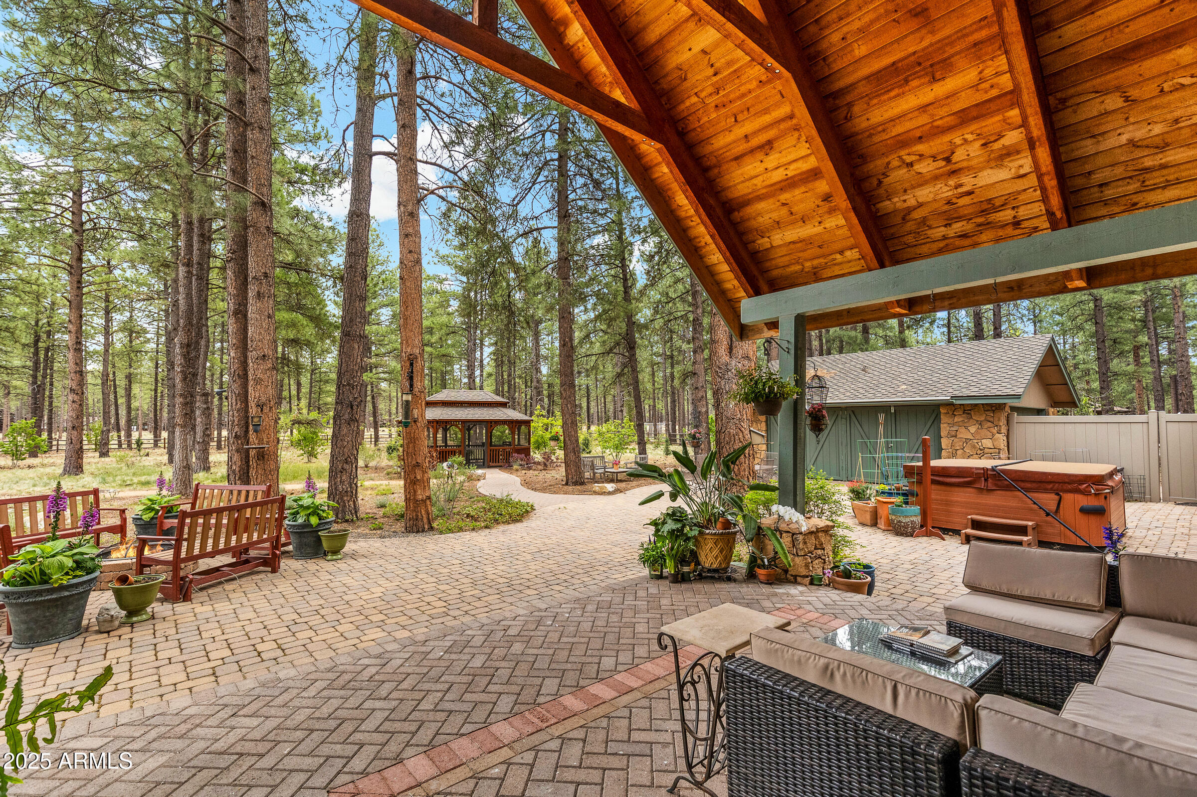 2300 W KILTIE Lane