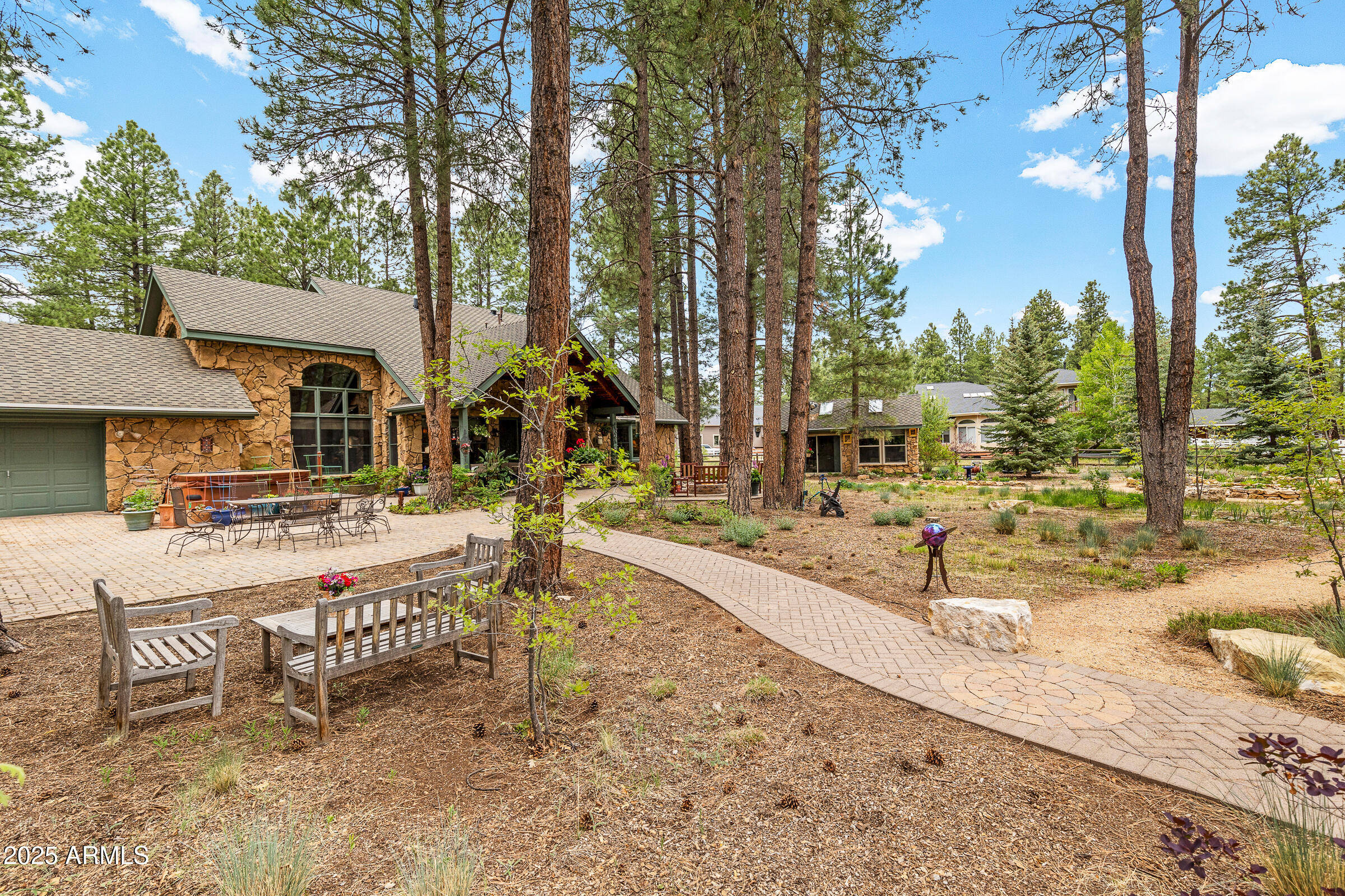 2300 W KILTIE Lane