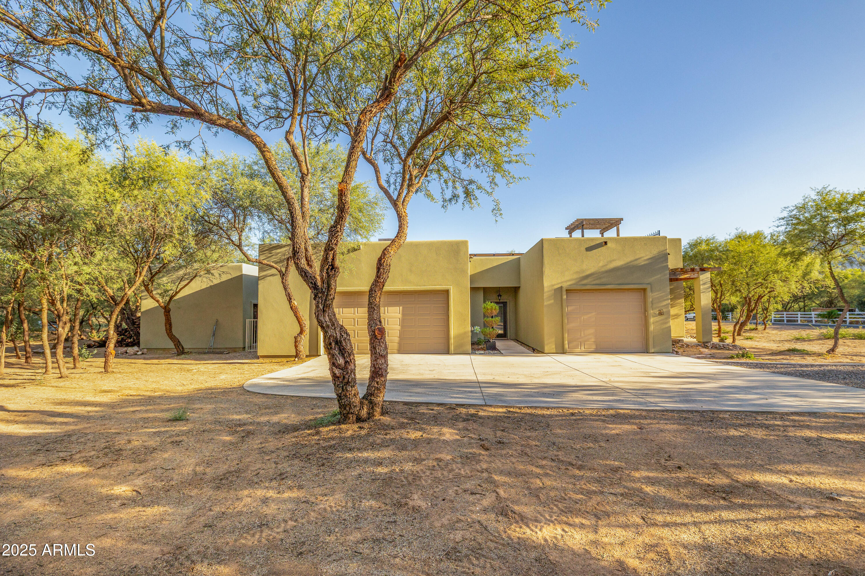 2185 S Diamond Creek Lane