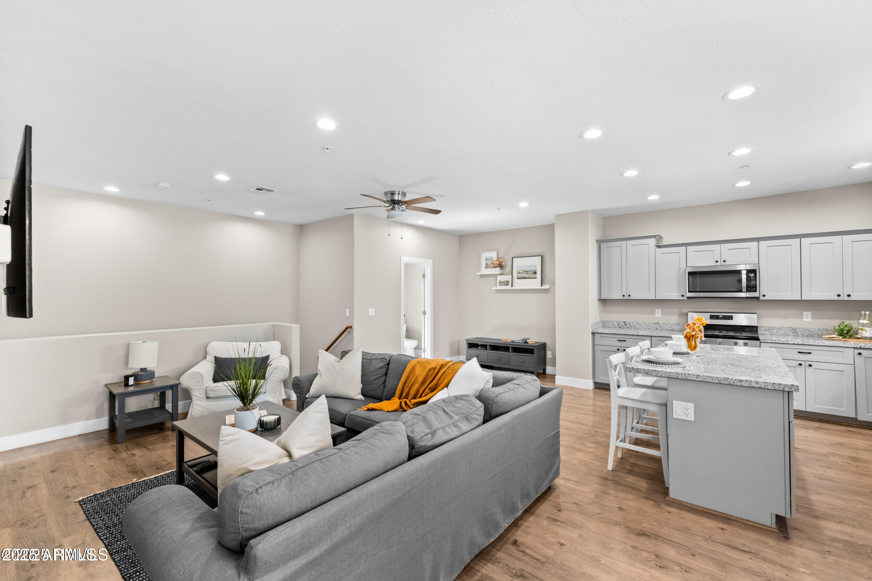 2553 W CRIPPLE CREEK Drive