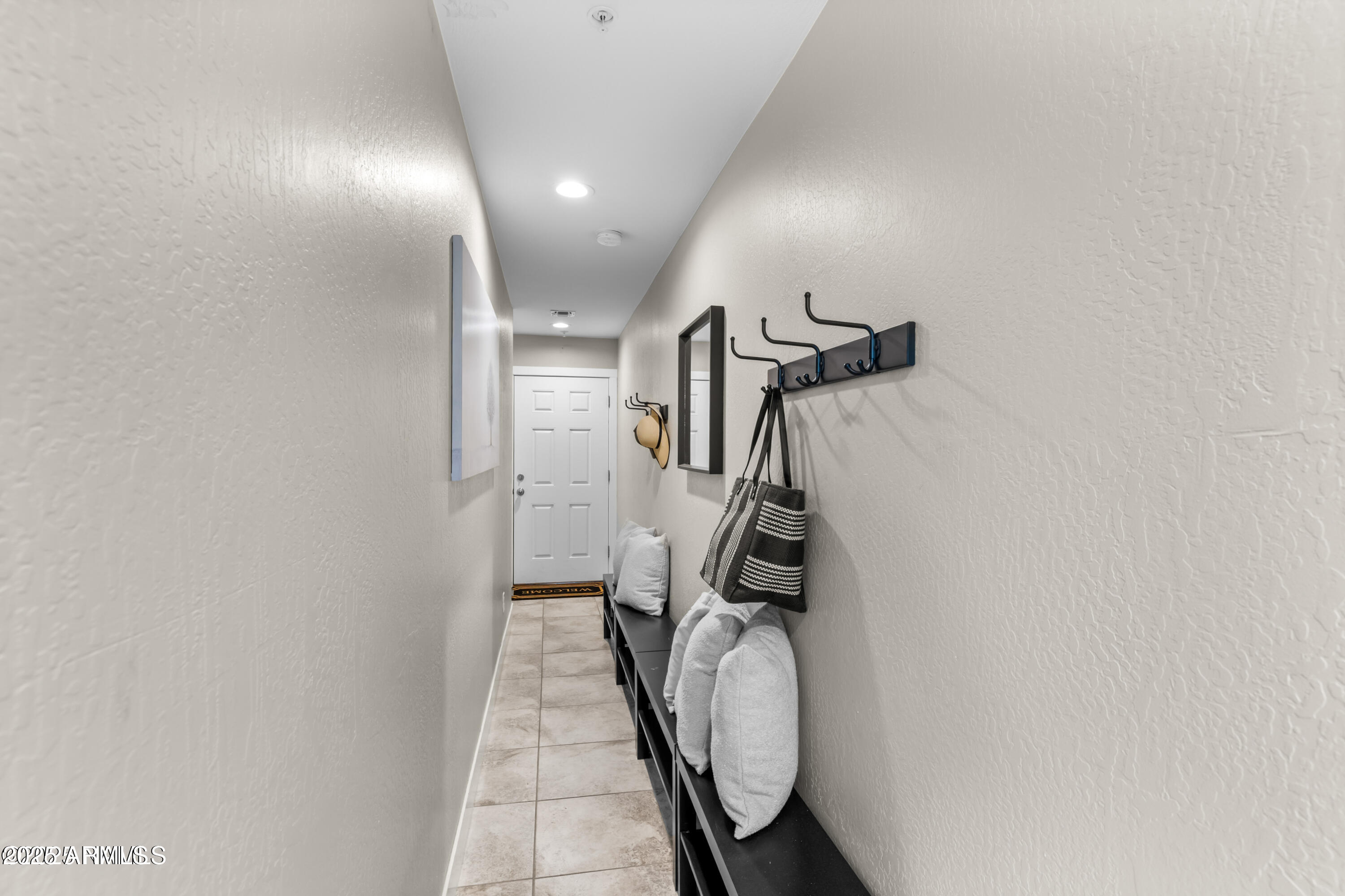 2553 W CRIPPLE CREEK Drive