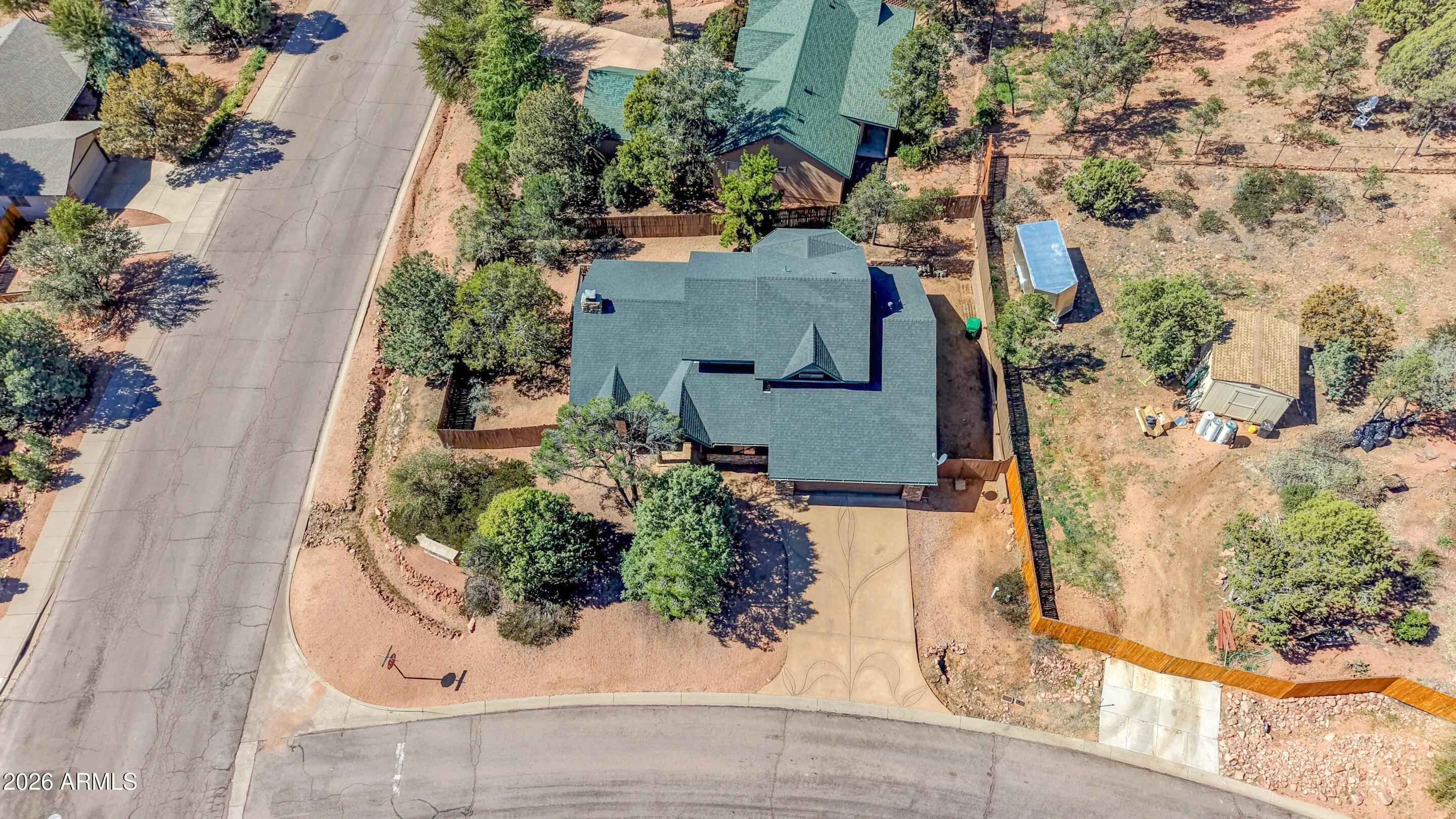 818 W ST MORITZ Drive
