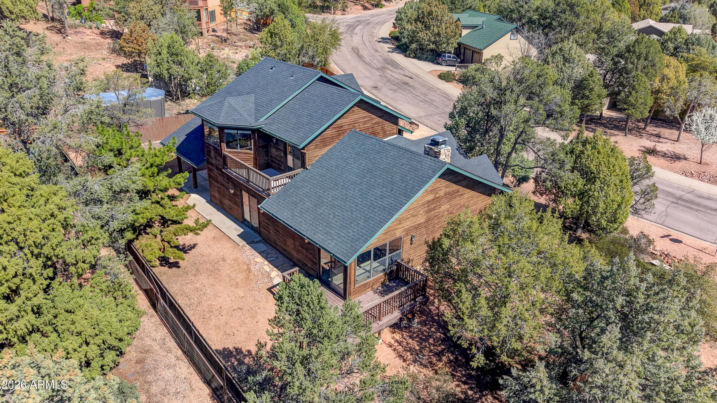 818 W ST MORITZ Drive