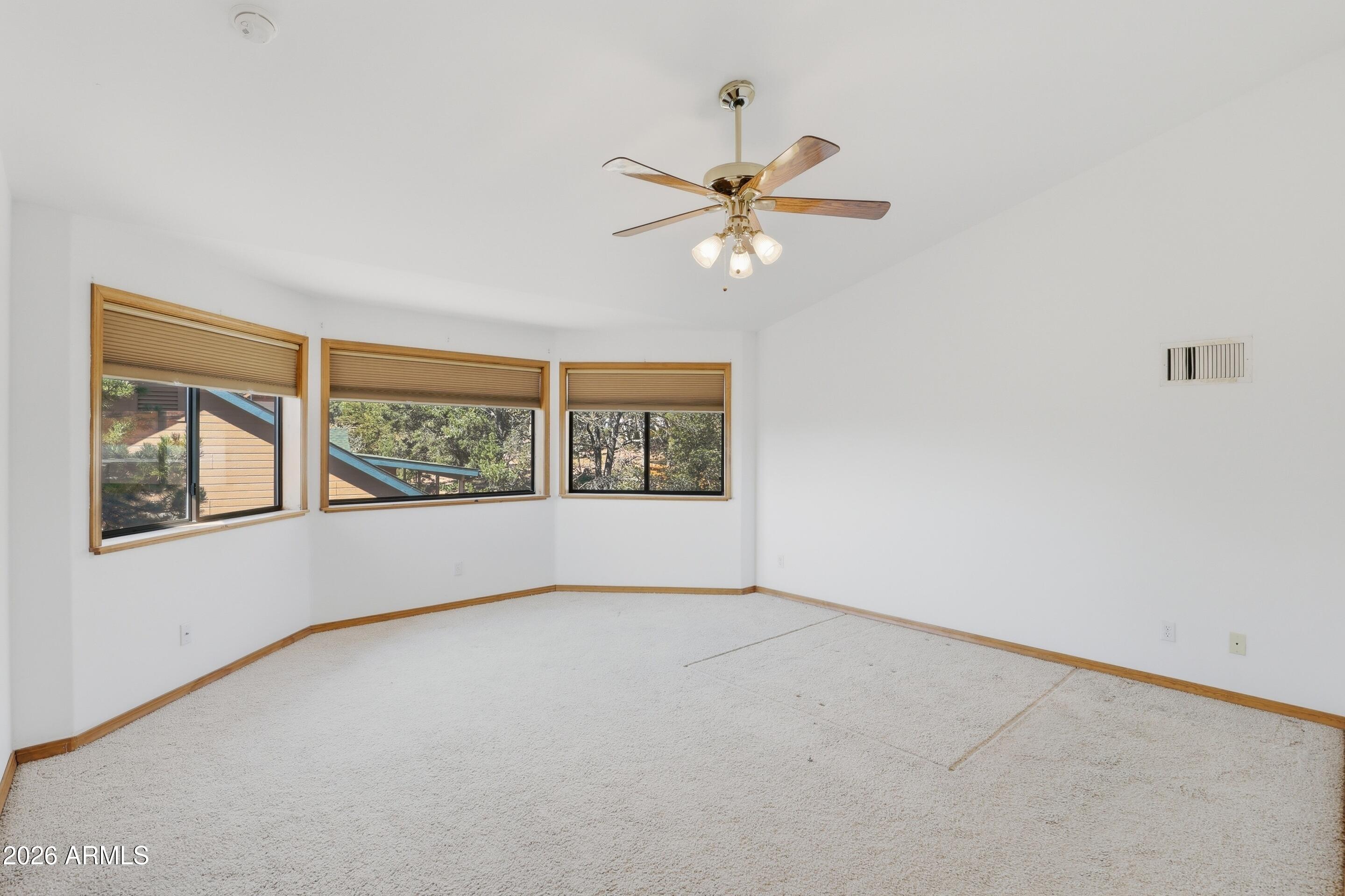 818 W ST MORITZ Drive