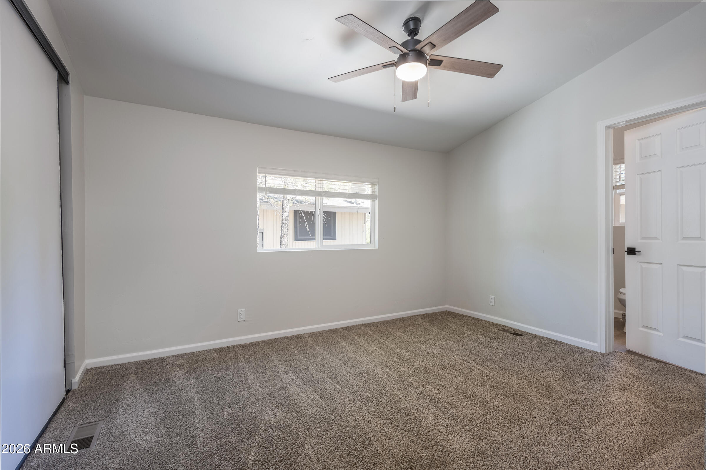 255 E OAK Drive
