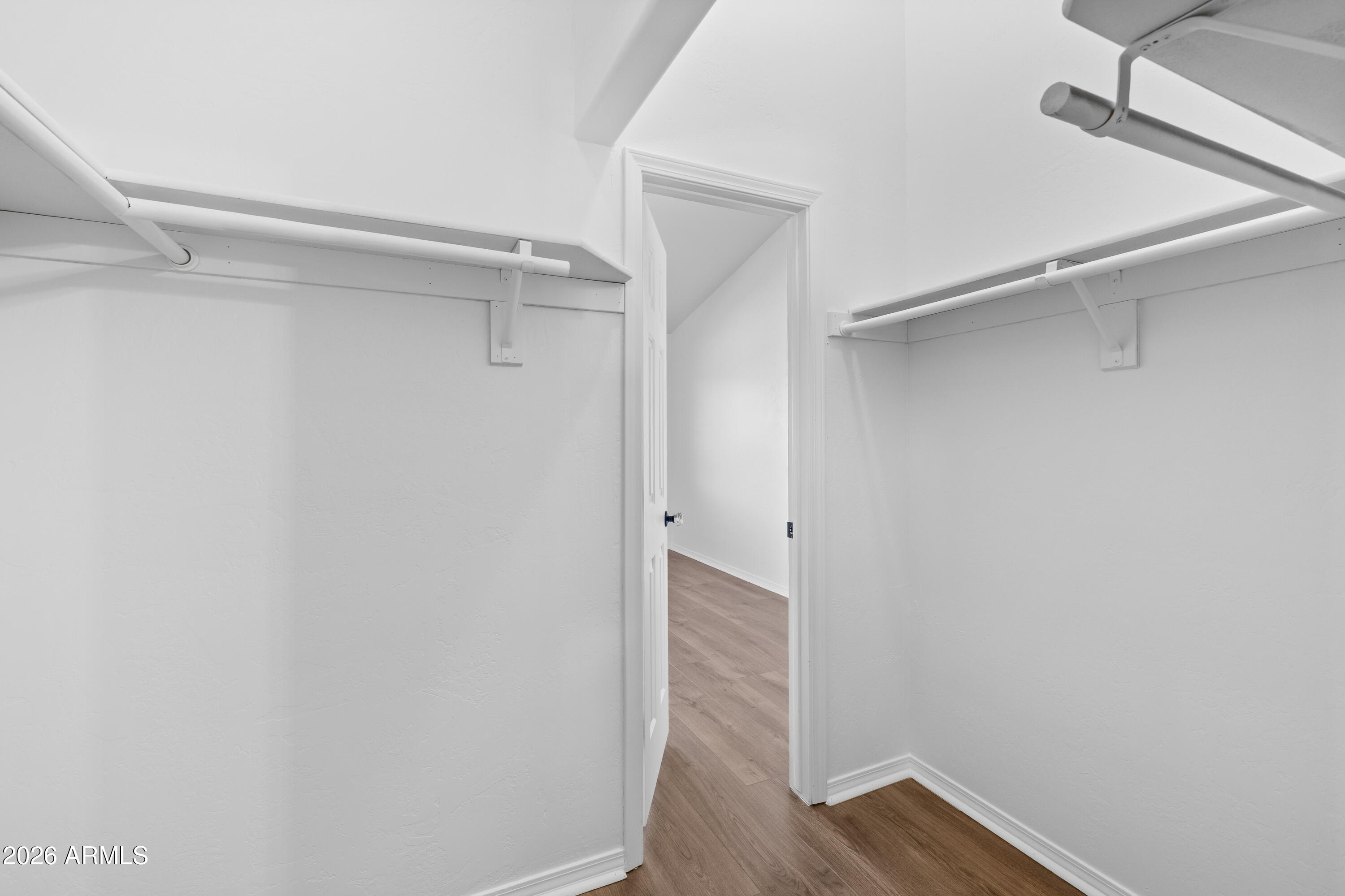 218 E Mohawk Drive