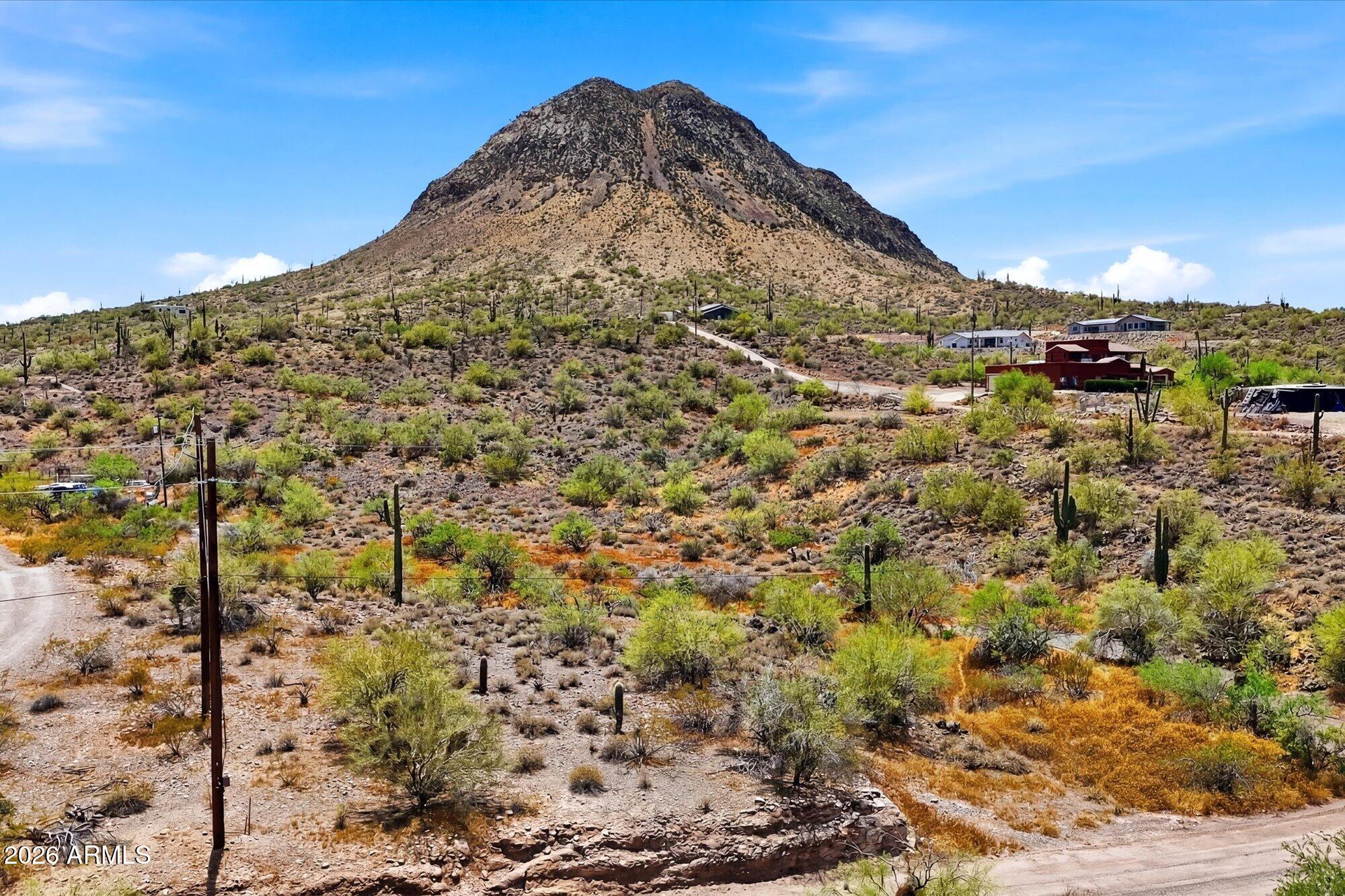 2847 W Wander Road -
