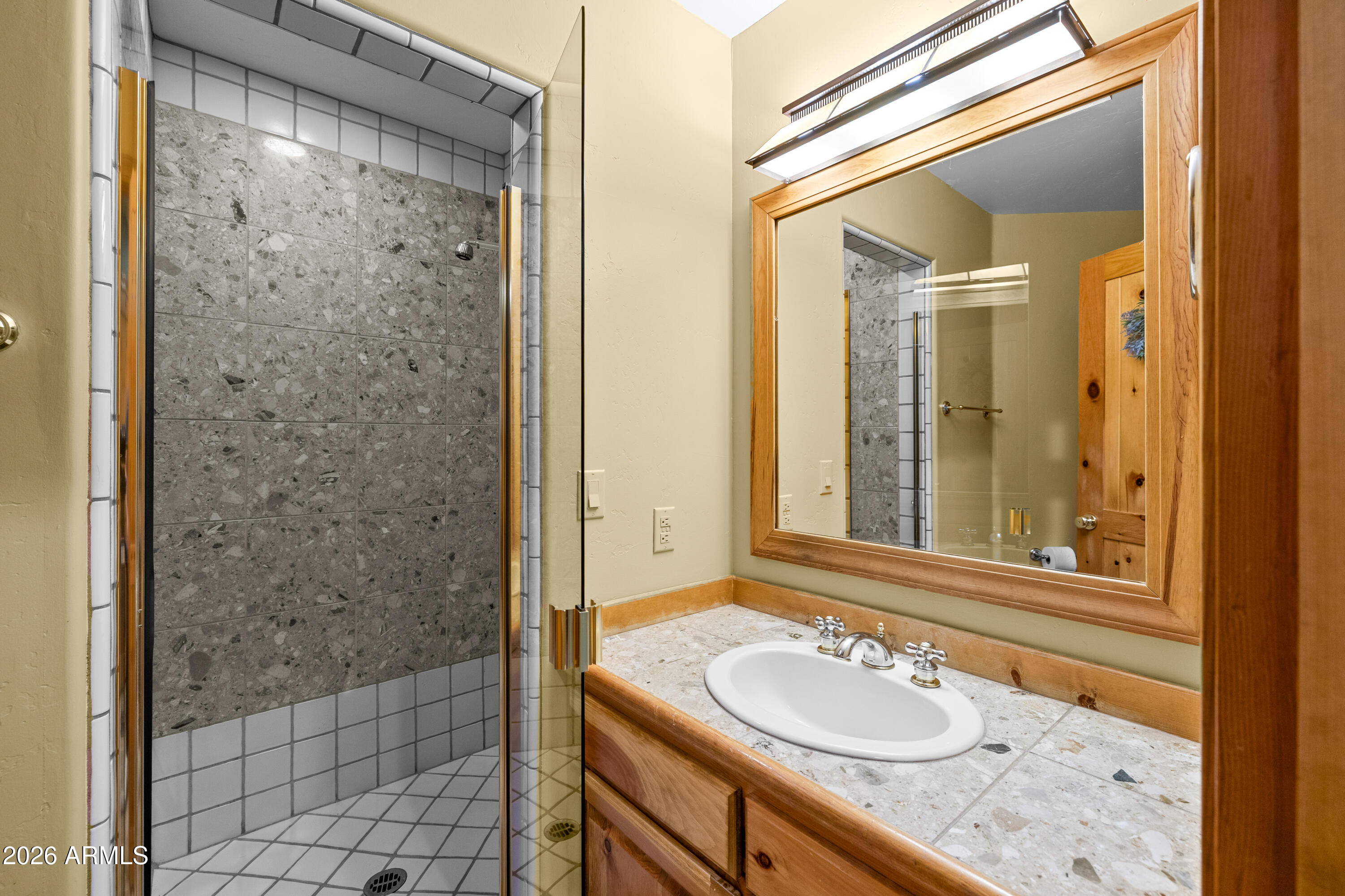 2300 W Kiltie Lane