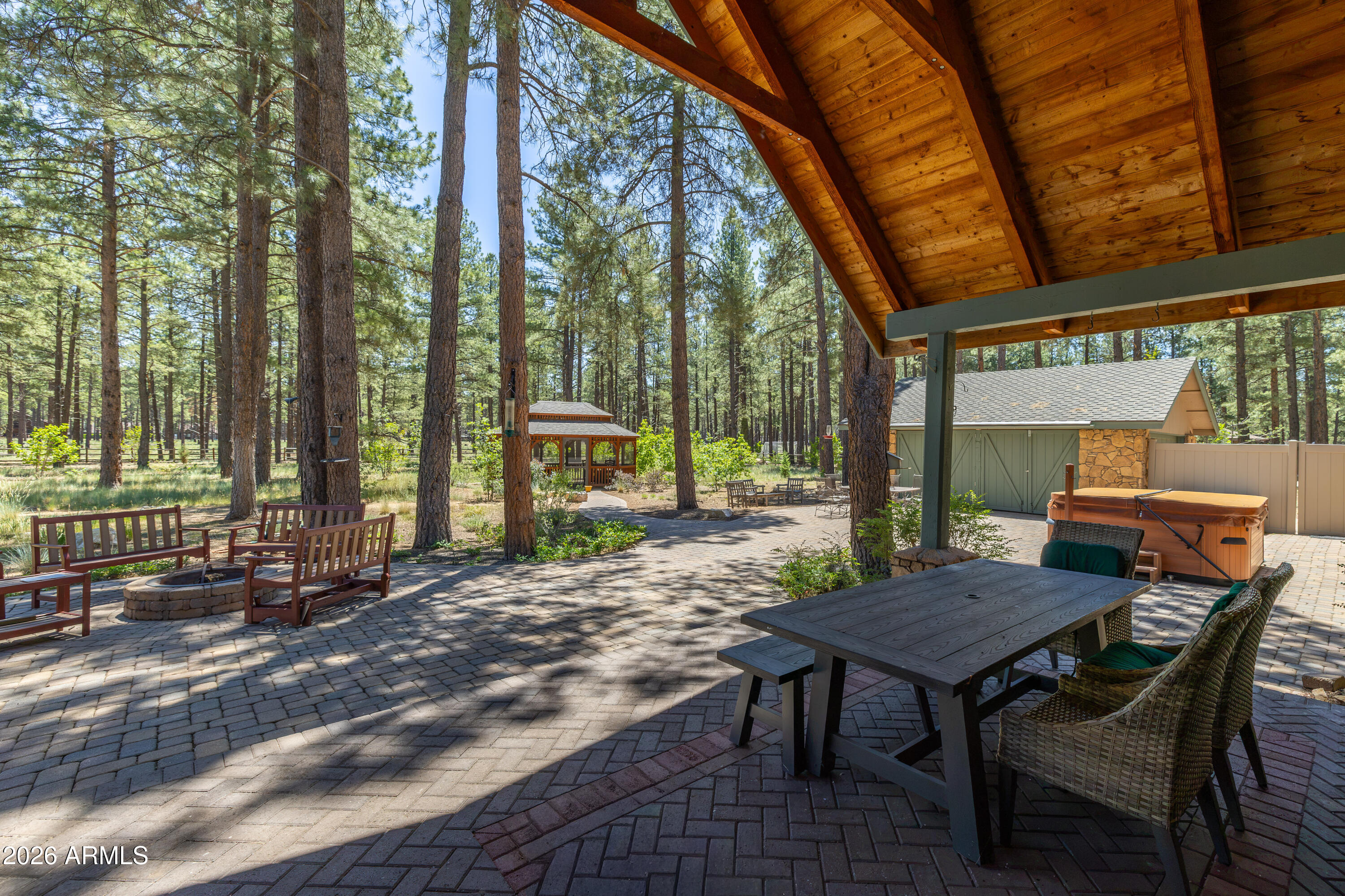 2300 W Kiltie Lane