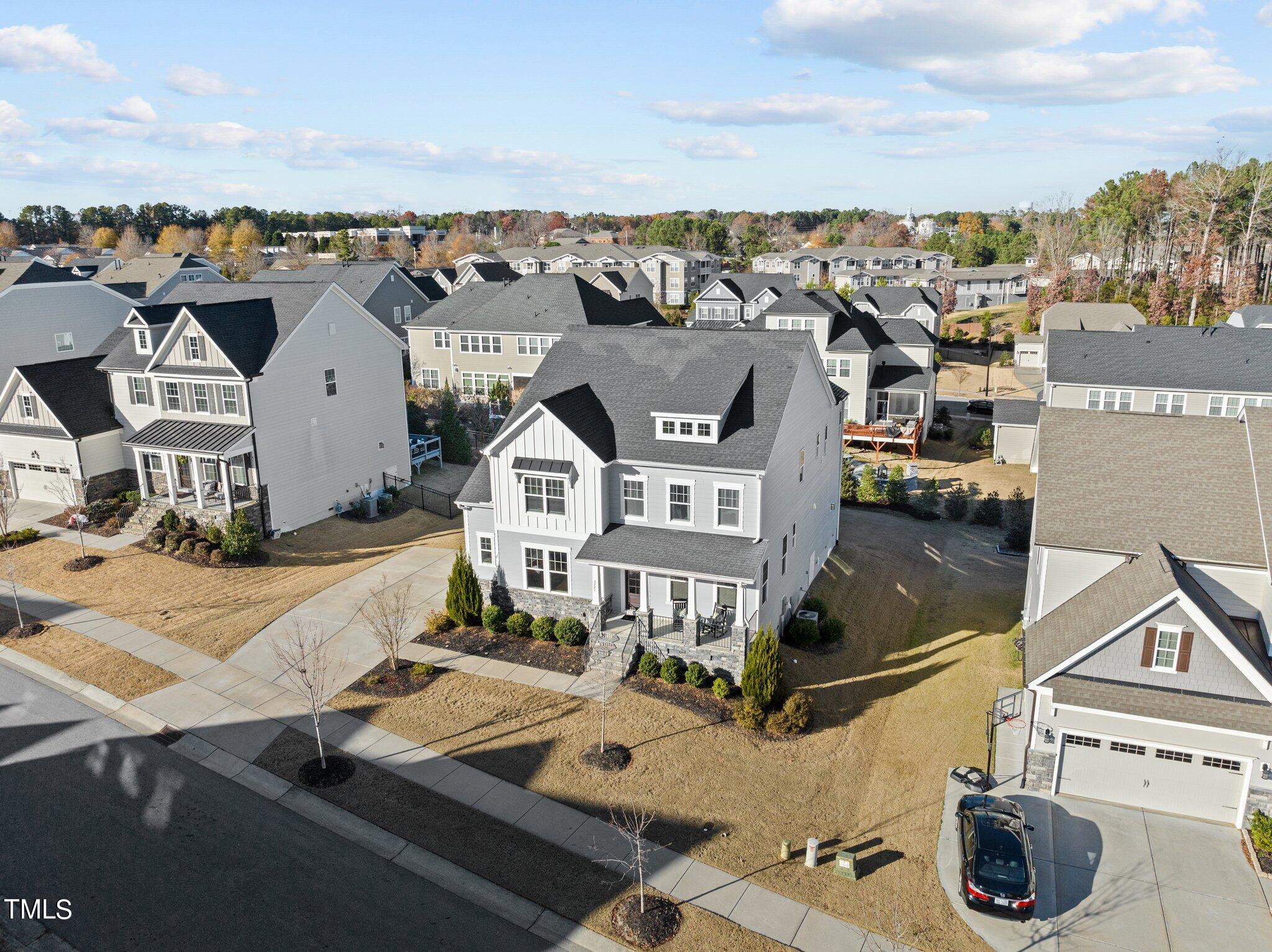 3221 Star Gazing Court