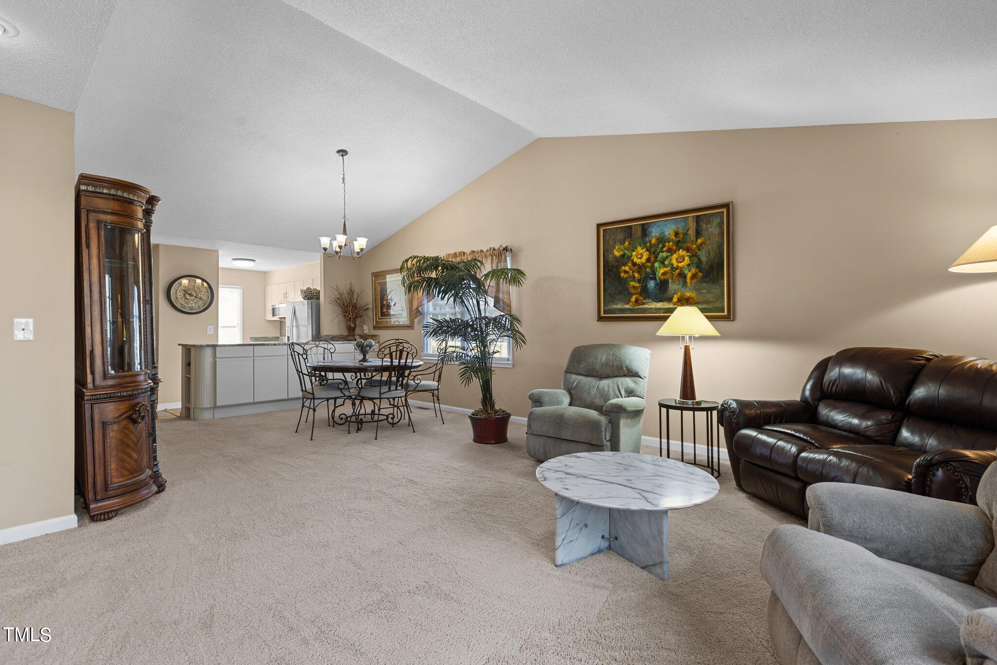 2426 Mapleton Lane