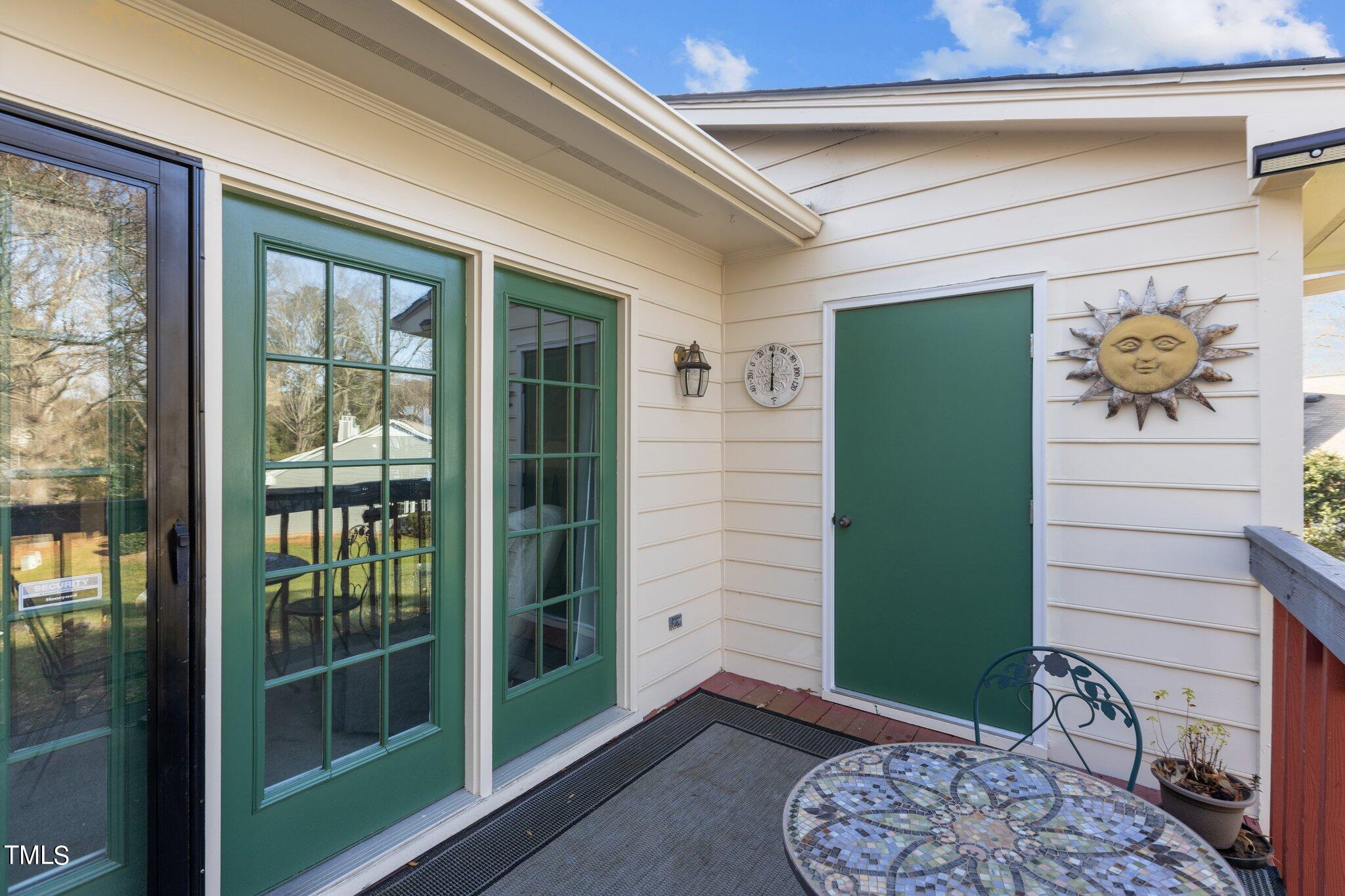 2426 Mapleton Lane