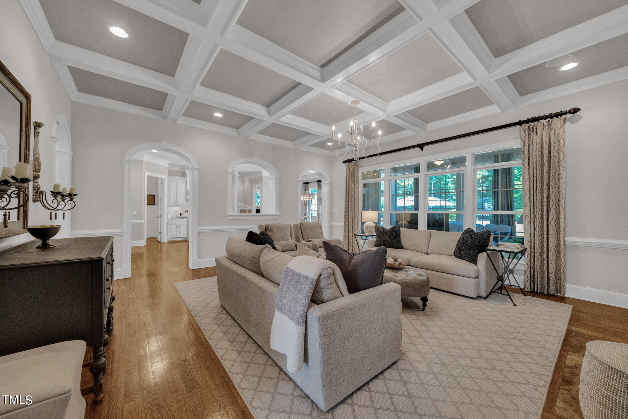 6908 Palaver Lane