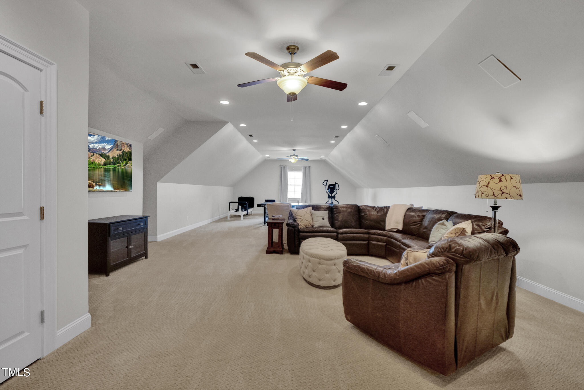 6908 Palaver Lane
