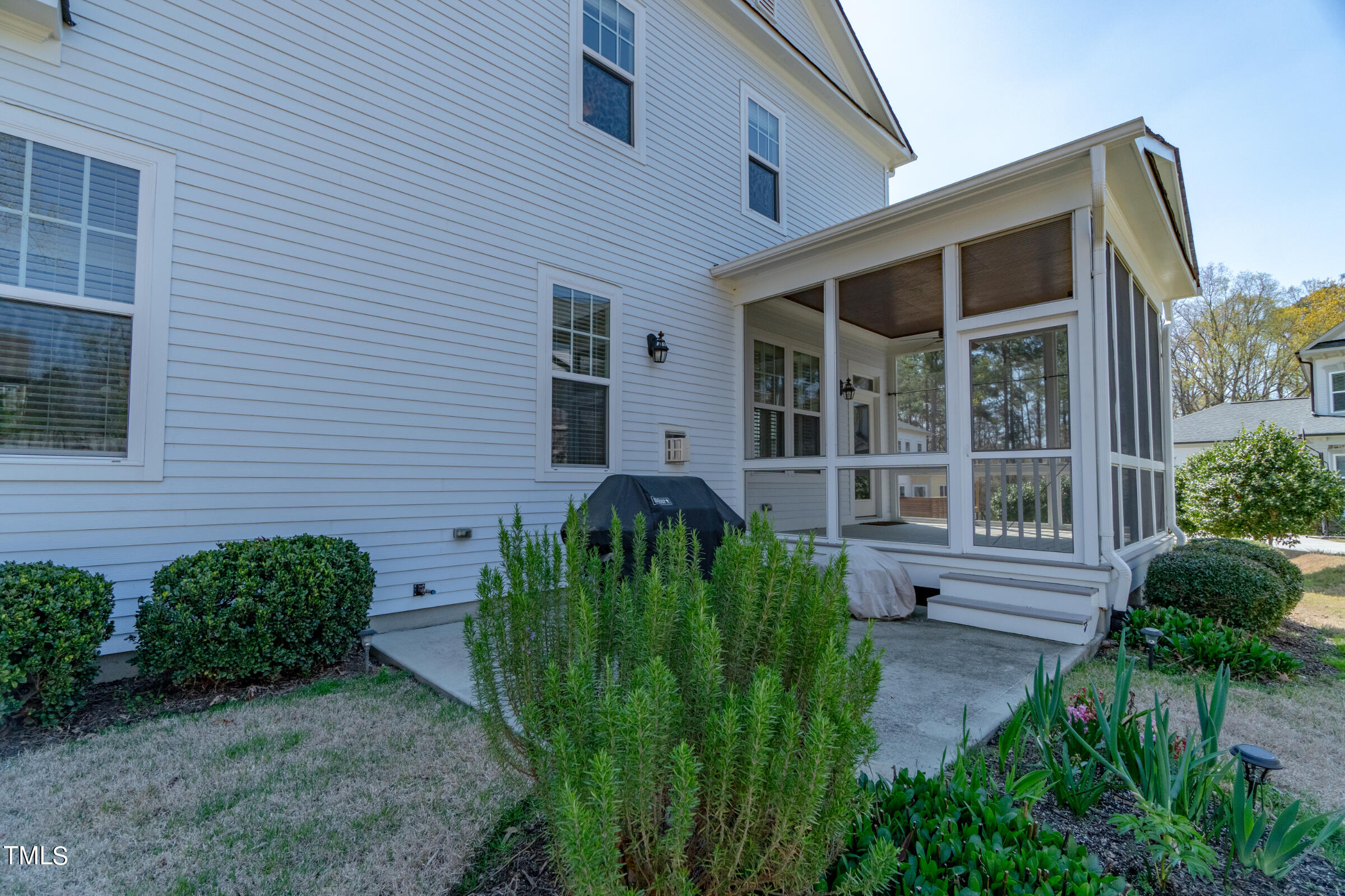 110 Deer Street