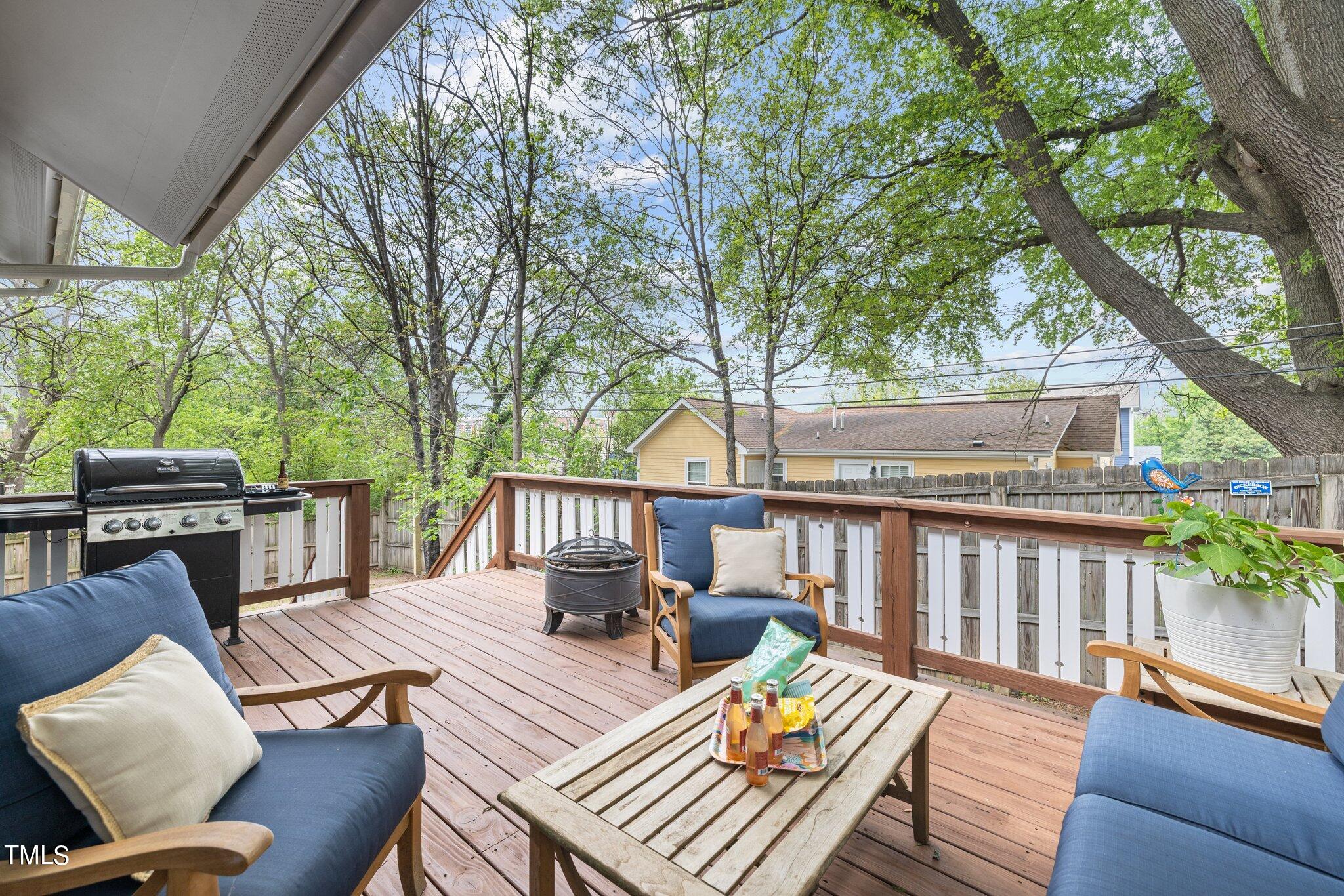 1009 Morning Glory Avenue