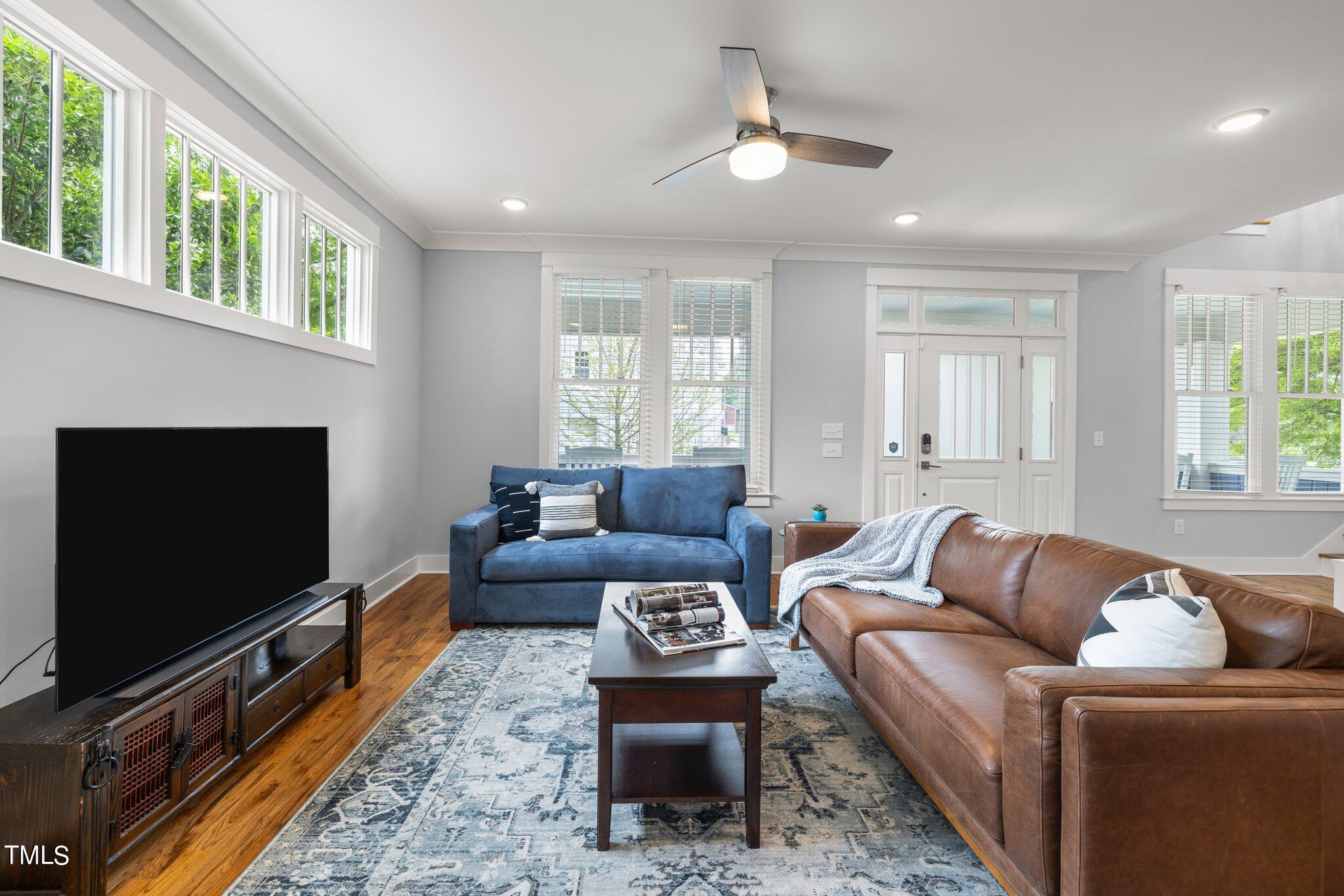 1009 Morning Glory Avenue