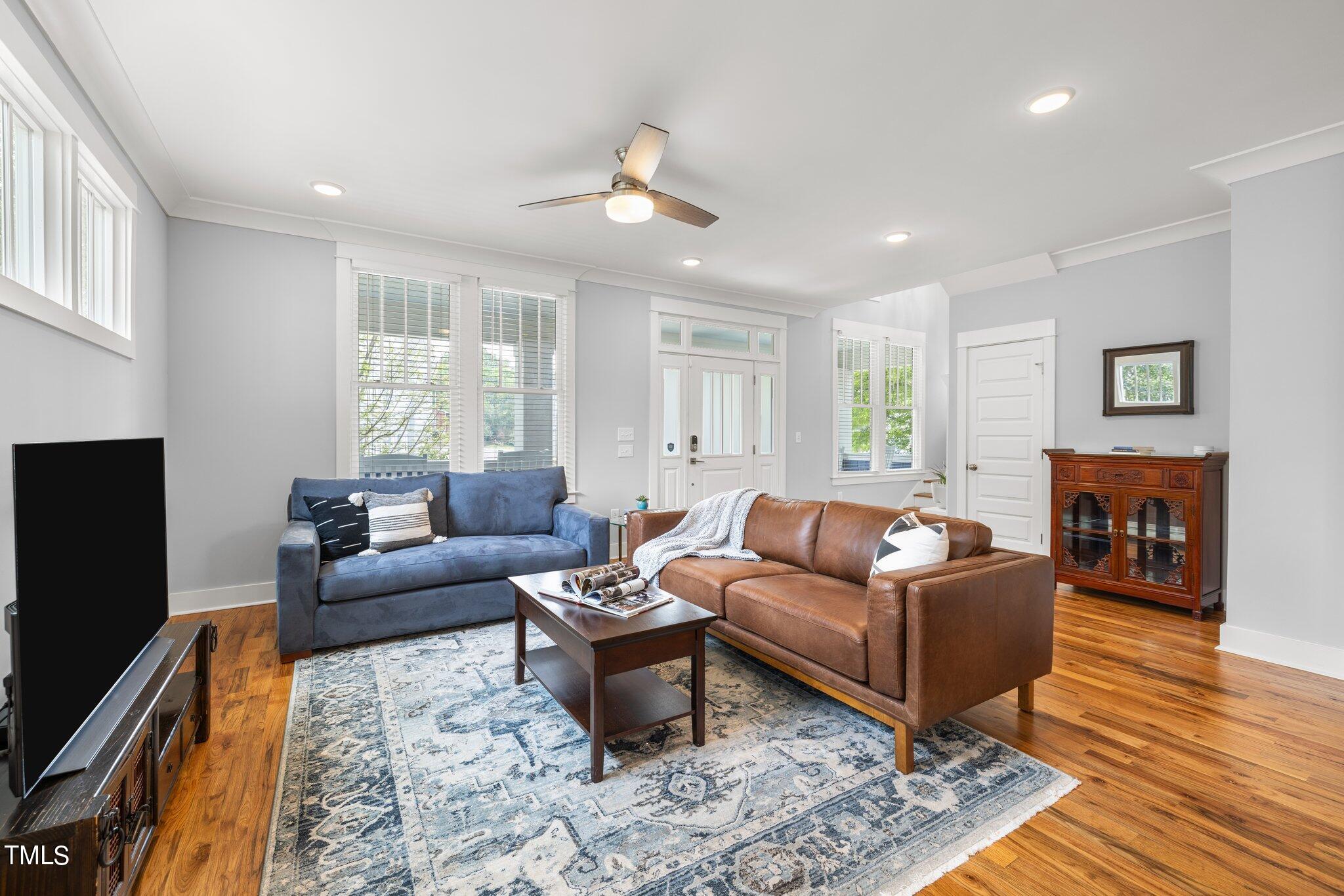 1009 Morning Glory Avenue