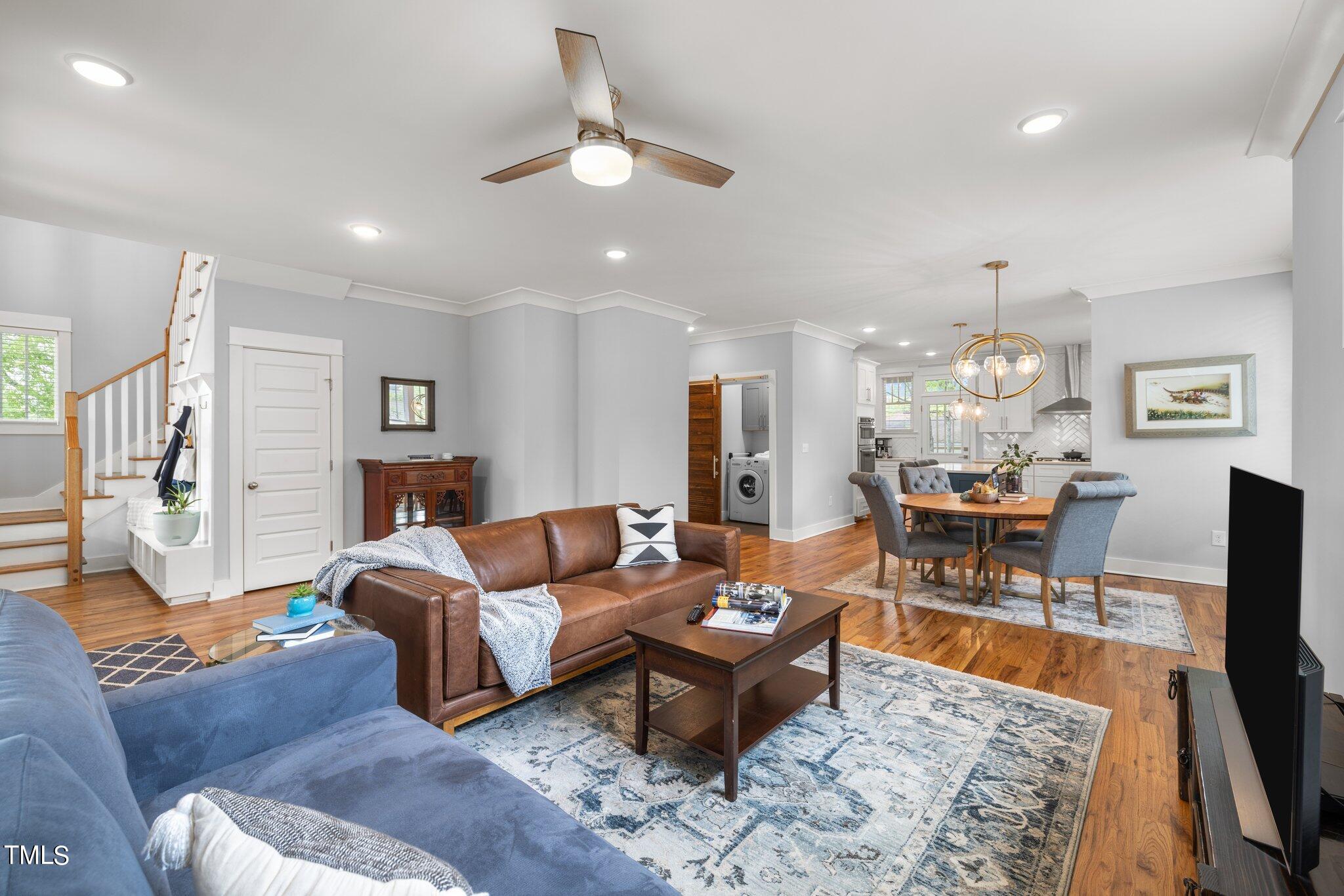 1009 Morning Glory Avenue