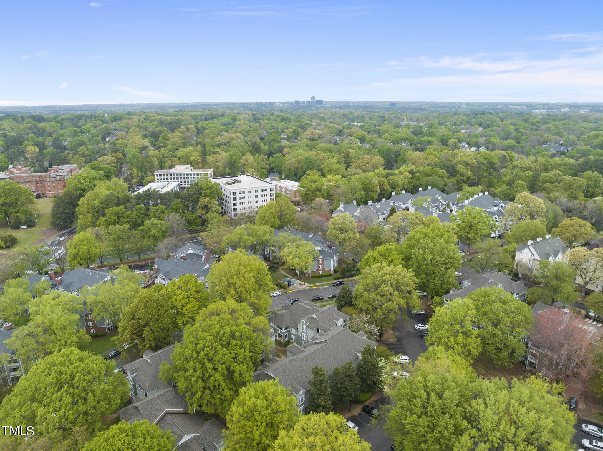 1221 Westview Lane # 305