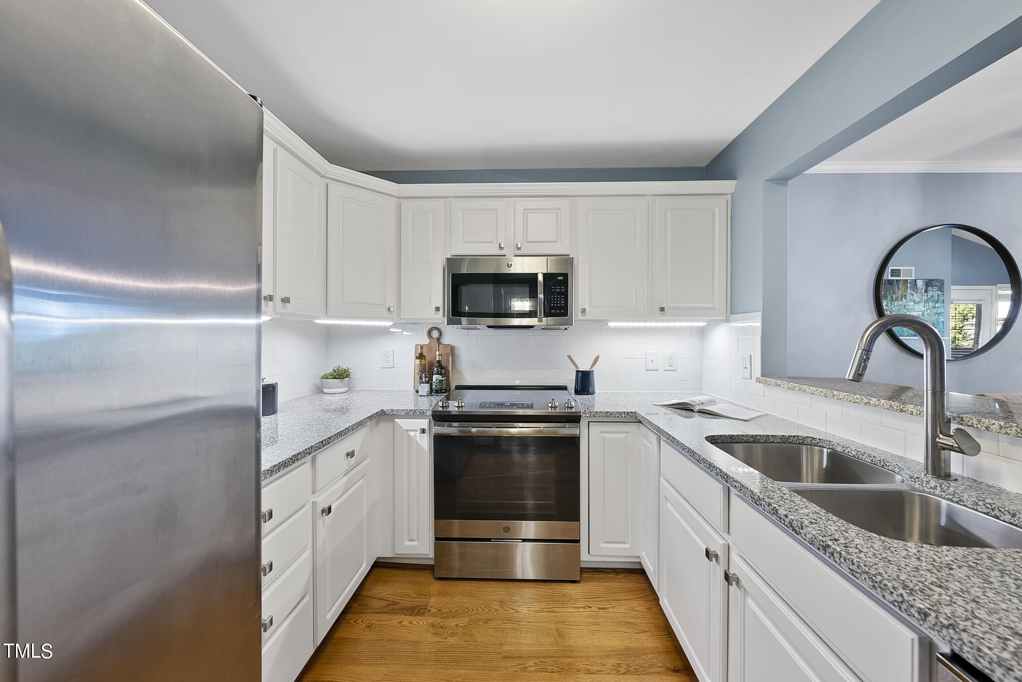 1221 Westview Lane # 305