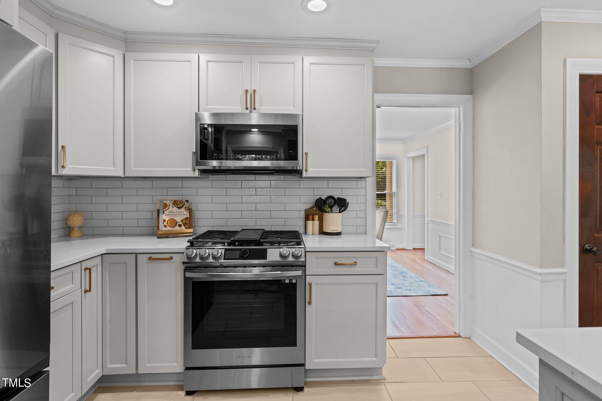 708 Villawood Court