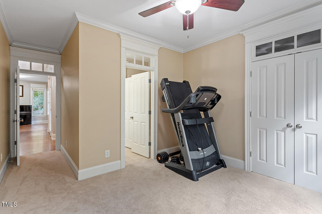 207 Lindemans Drive