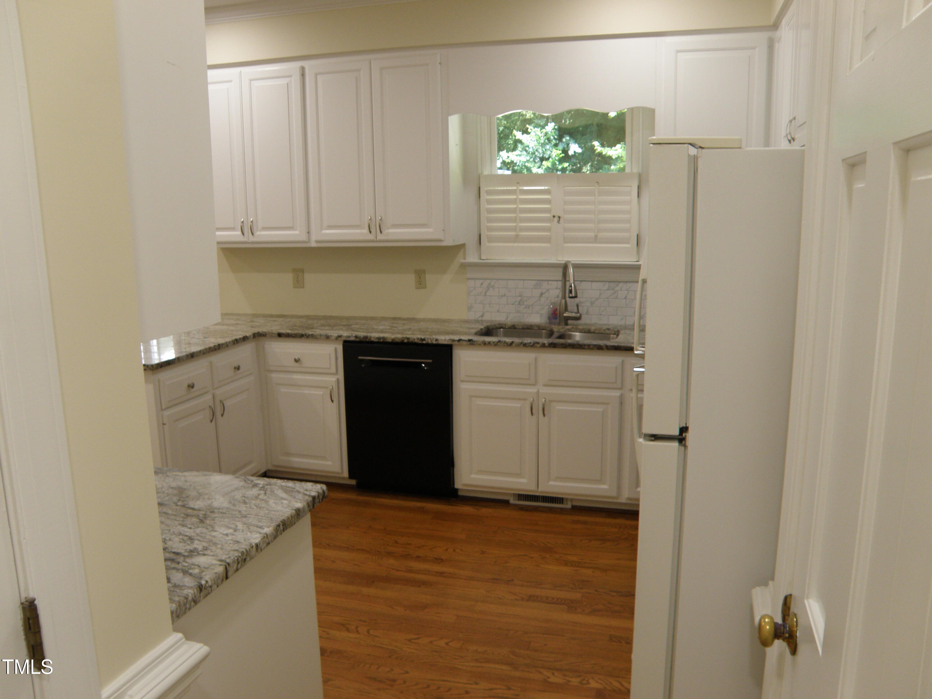 2532 Ashley Court