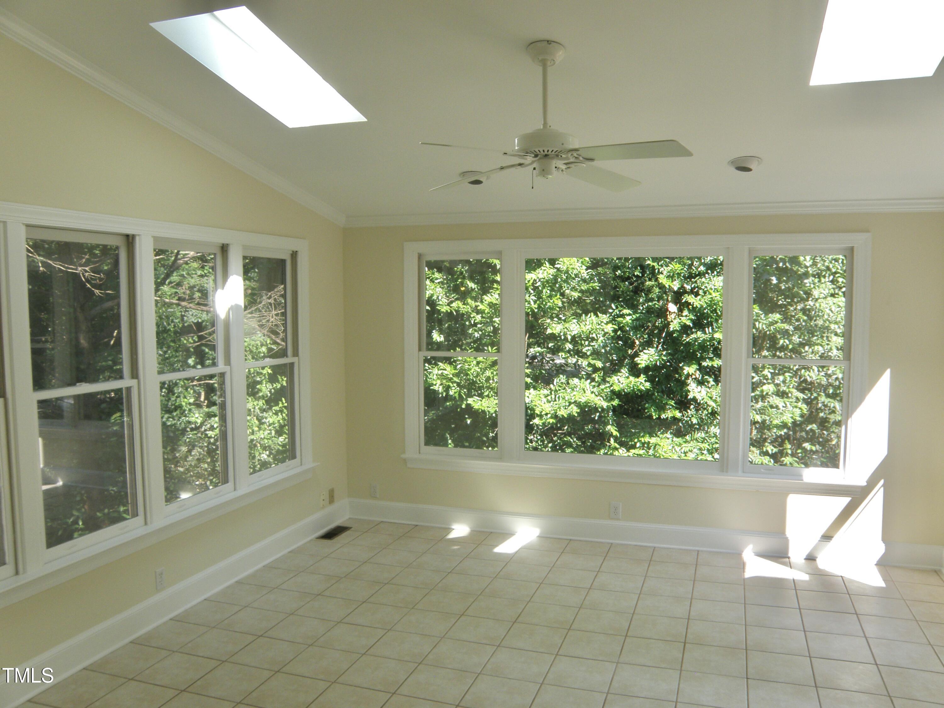 2532 Ashley Court