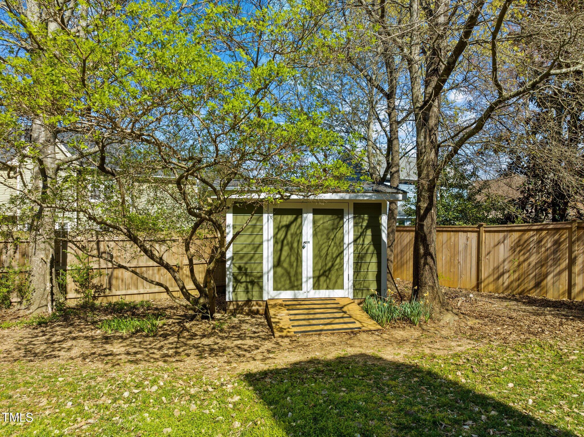 207 Wagon Trail Drive
