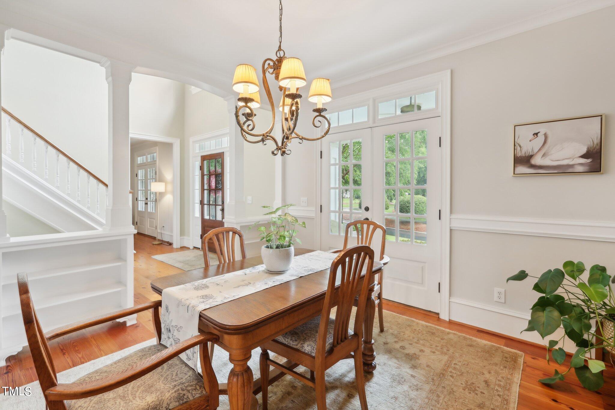 101 Lyndenbury Drive