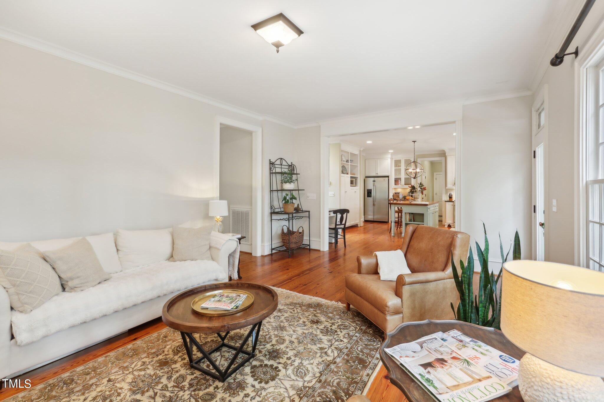 101 Lyndenbury Drive