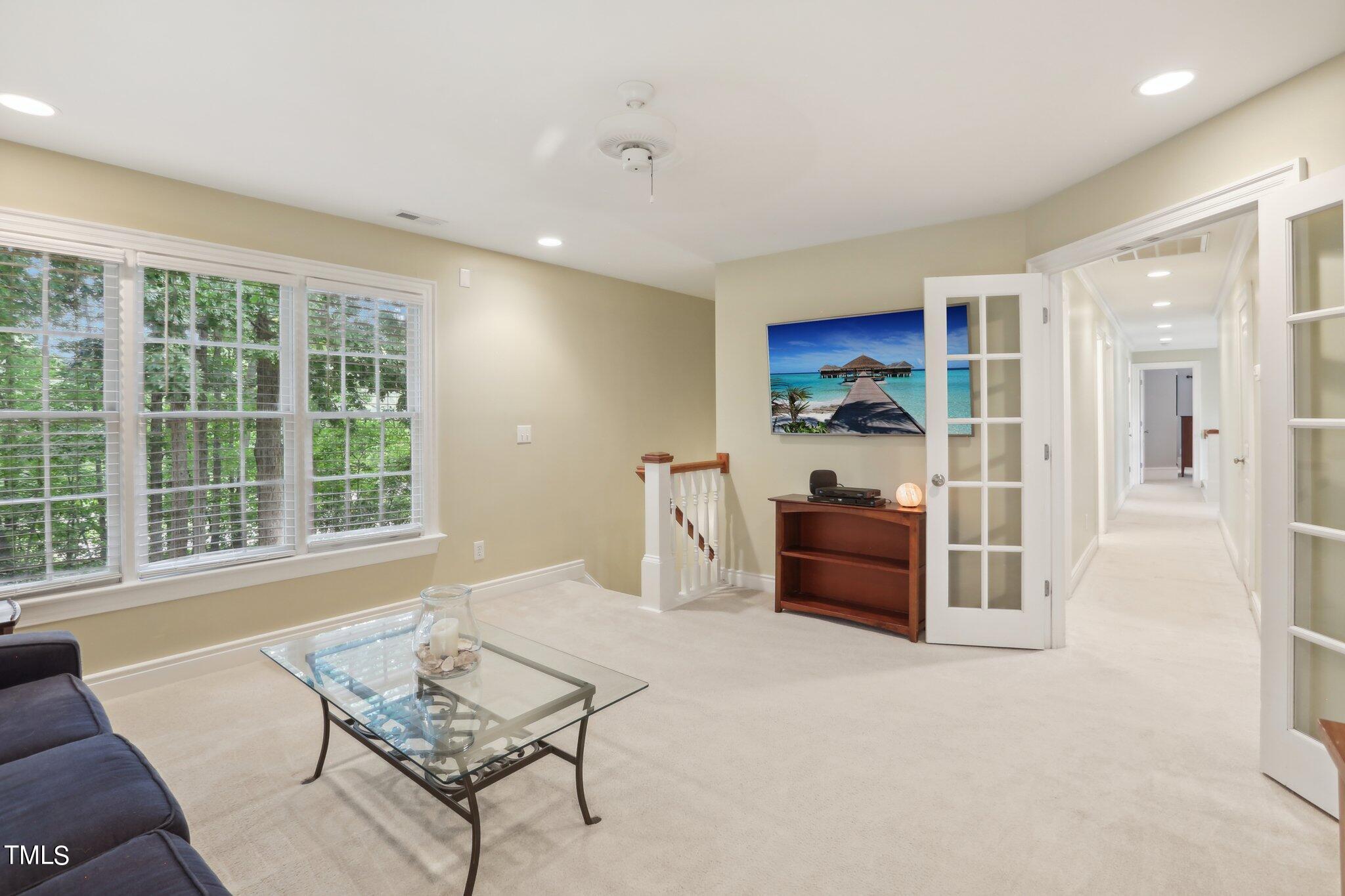 101 Lyndenbury Drive