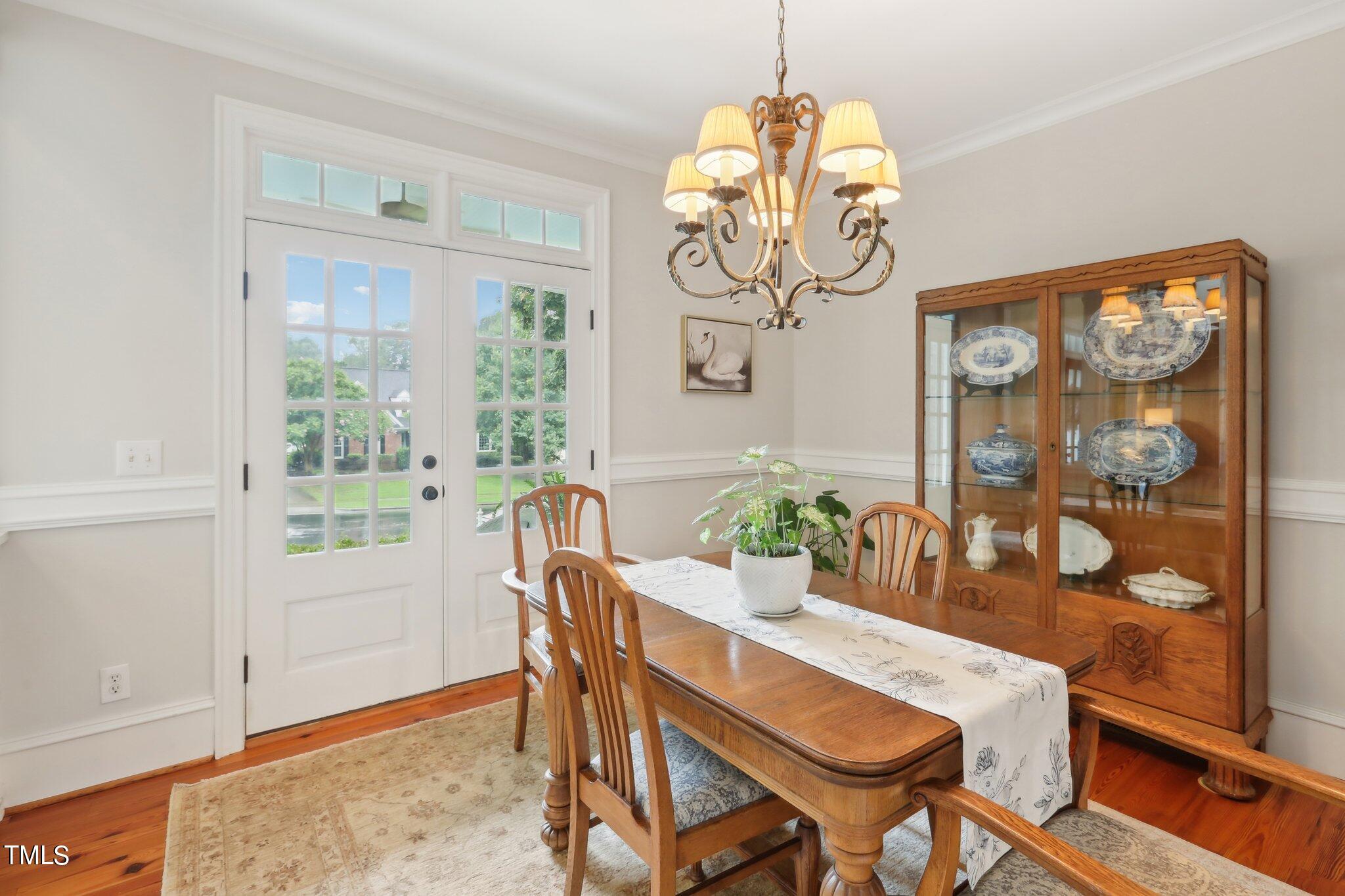 101 Lyndenbury Drive