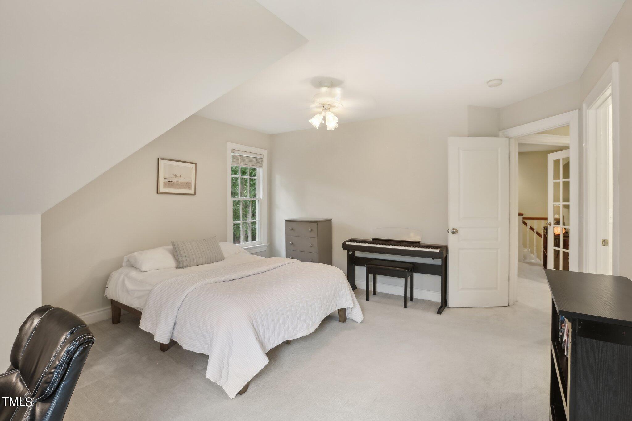 101 Lyndenbury Drive