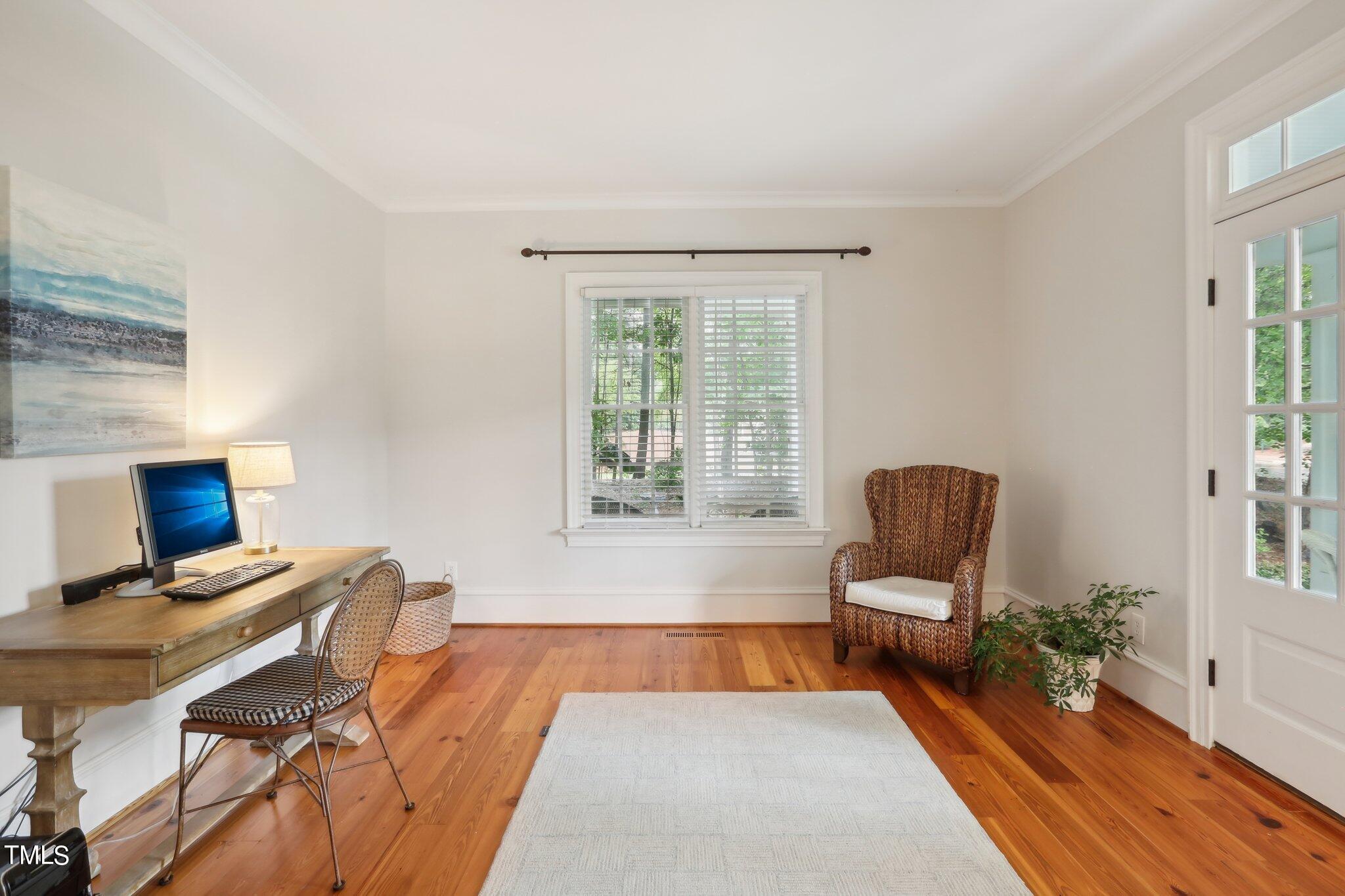 101 Lyndenbury Drive