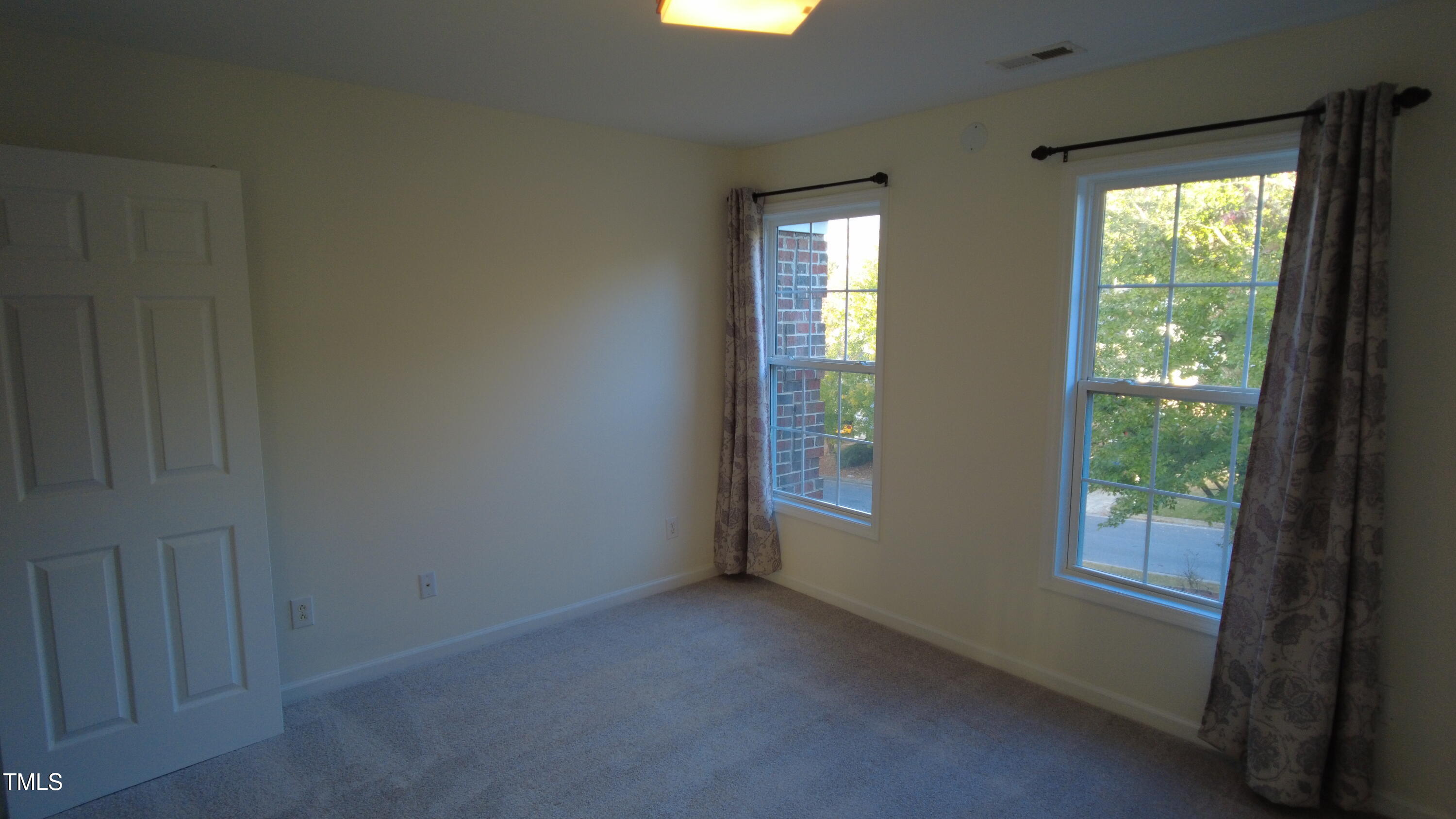 1905 Housatonic Court