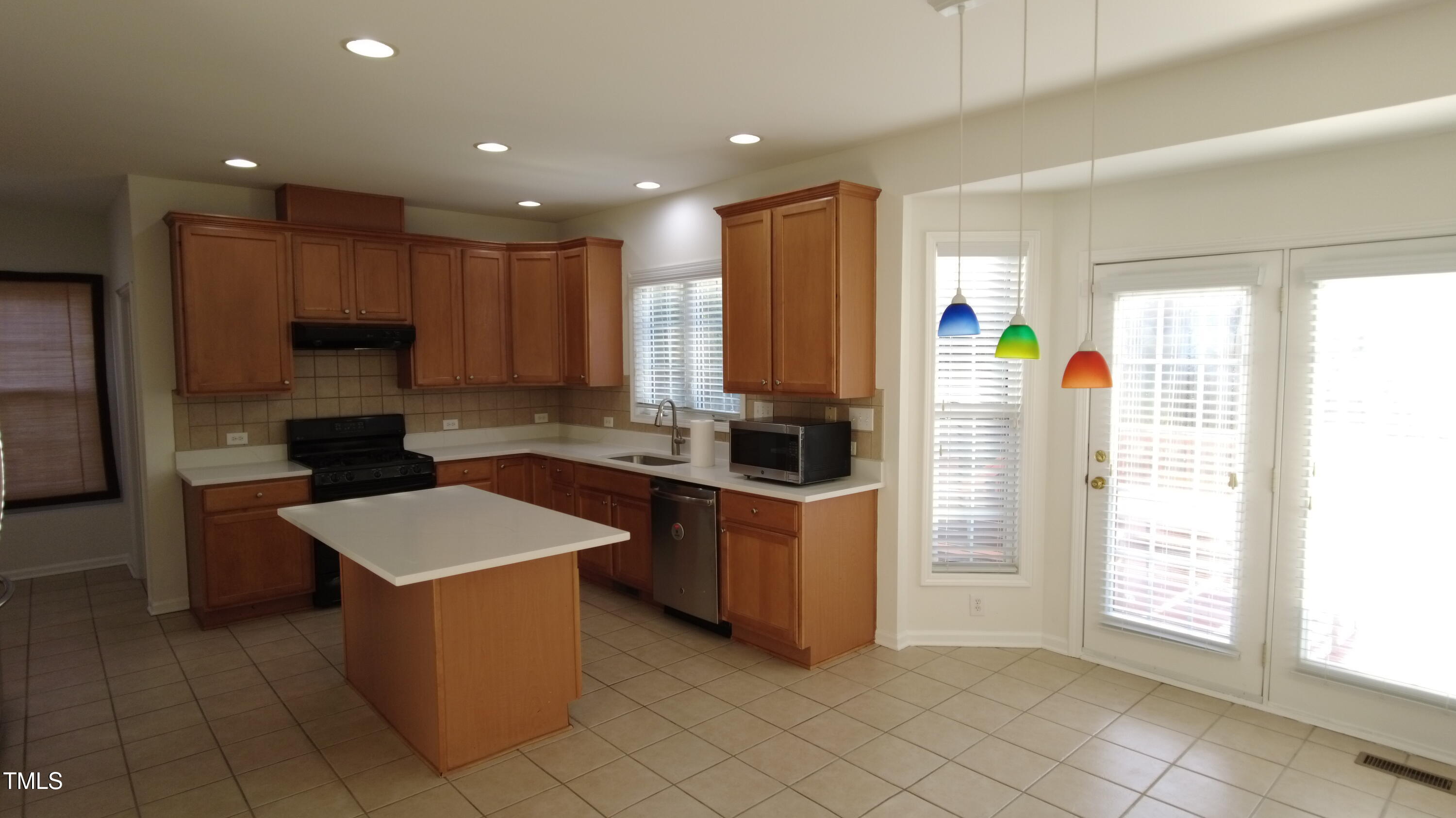 1905 Housatonic Court